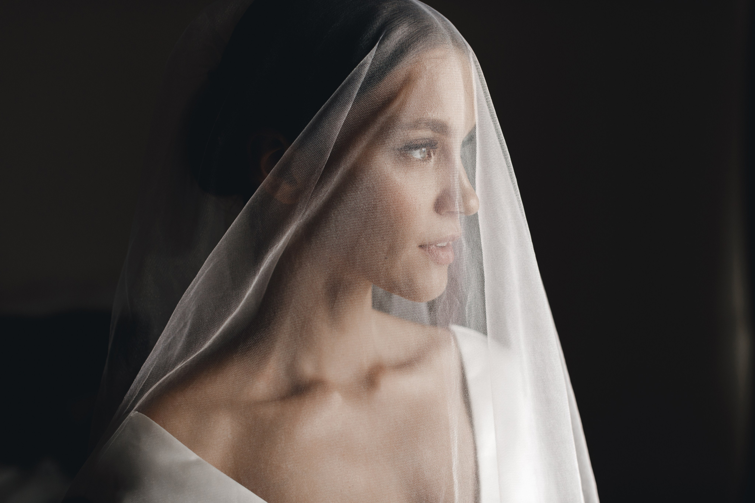 Bride’s morning photoshoot by Alice Bell. Alice Bell — Wedding photographer in New York