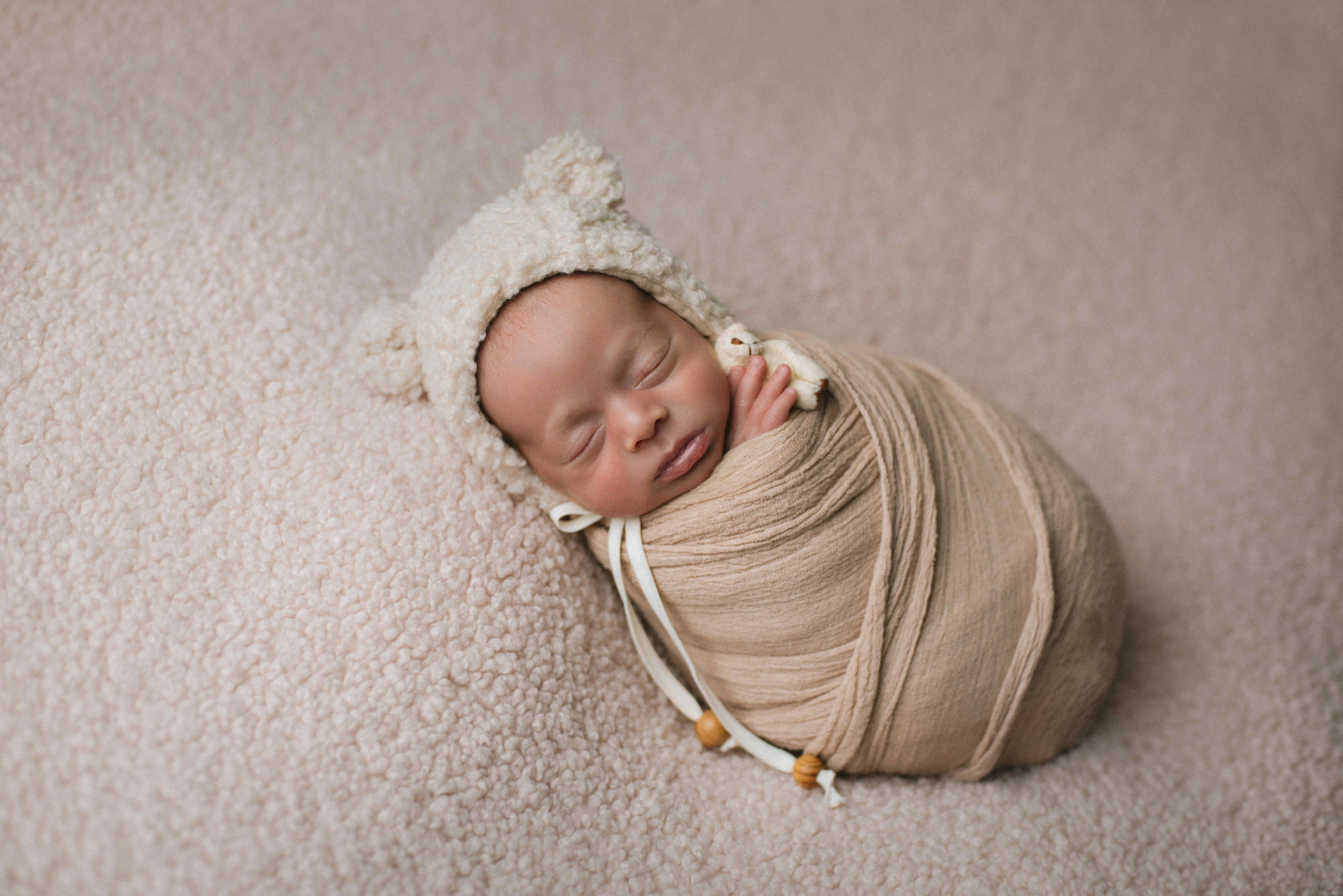 David Anastasia 21 day. Newborn, Maternity & Family Photographer in Charlotte, North Carolina | Arhipova Julia