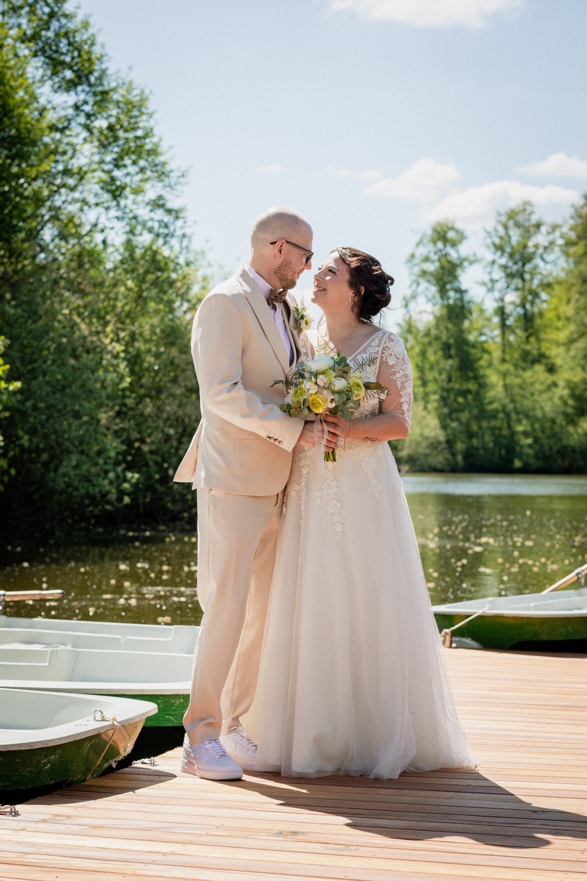 Standesamt Herford & Hücker Moor Teich – Natürliche Hochzeitsfotos & Emotionale & Reportagen. Hochzeitsfotografin in Gütersloh | Authentische Hochzeitsreportagen | TK Photographie