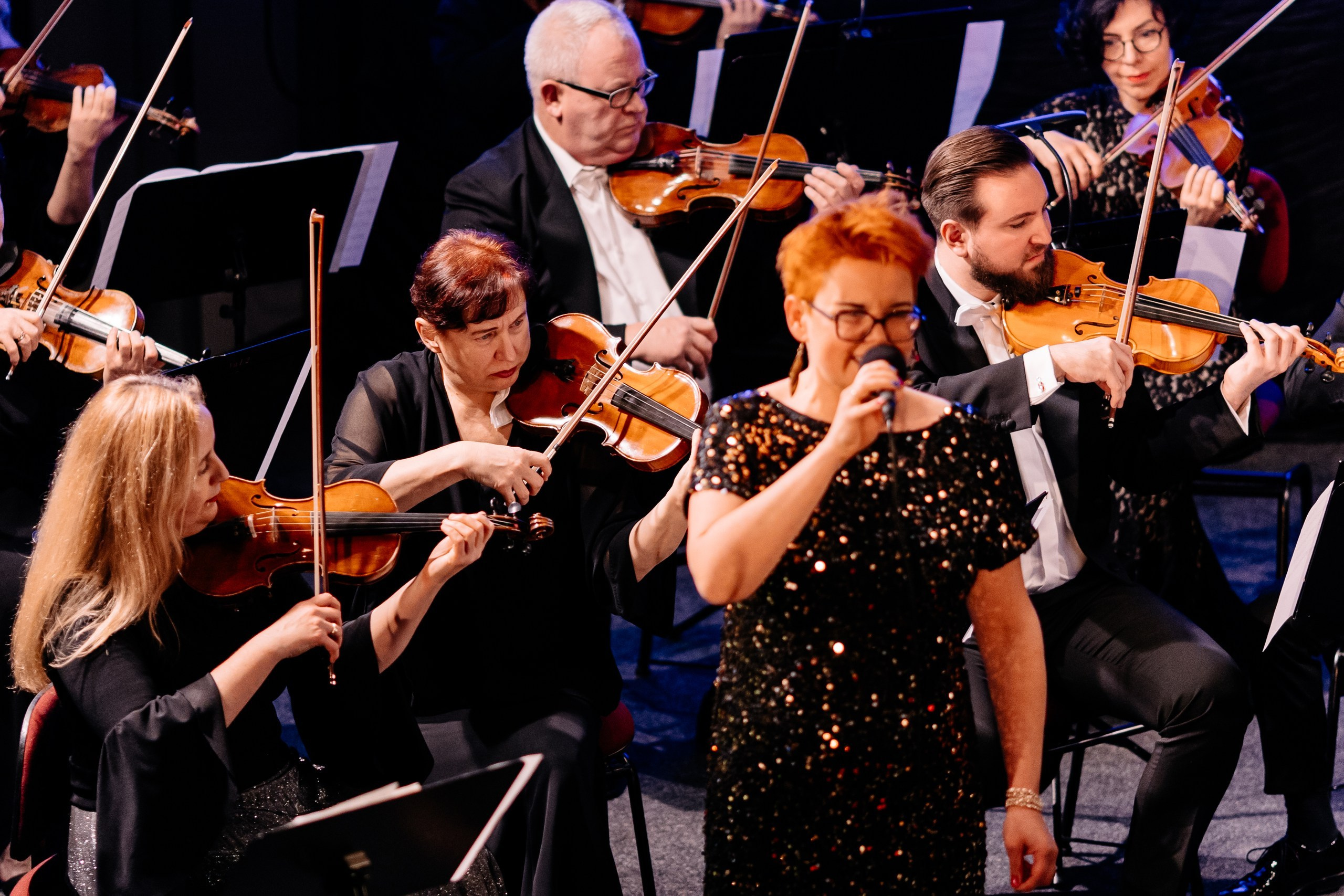 Opera Leśna. Fotograf Ślubny Warszawa - Sesje Biznesowe Rodzinne Eventy