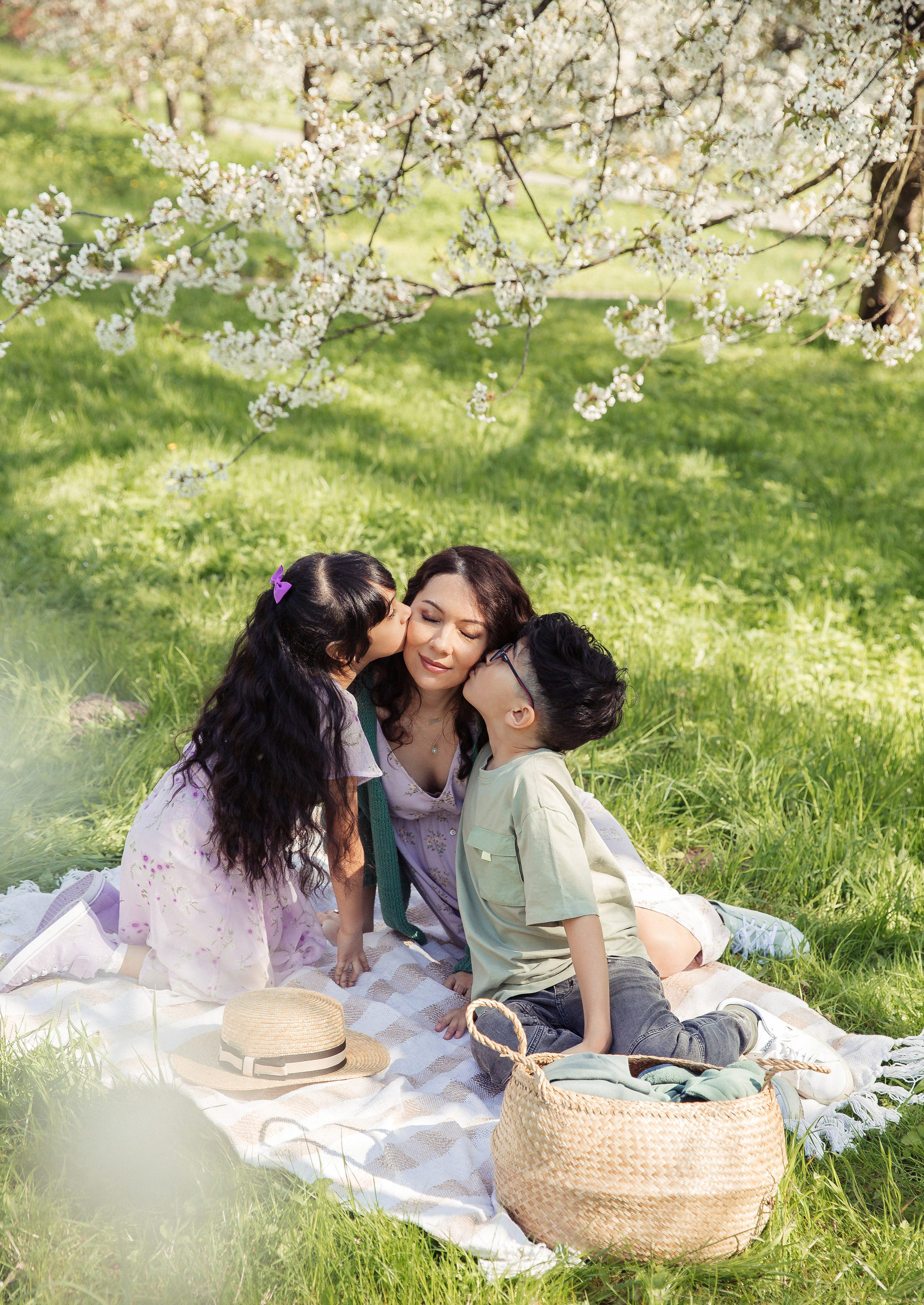 Kamilla and Faruh. Family Photographer in Prague Nigina Fattakh