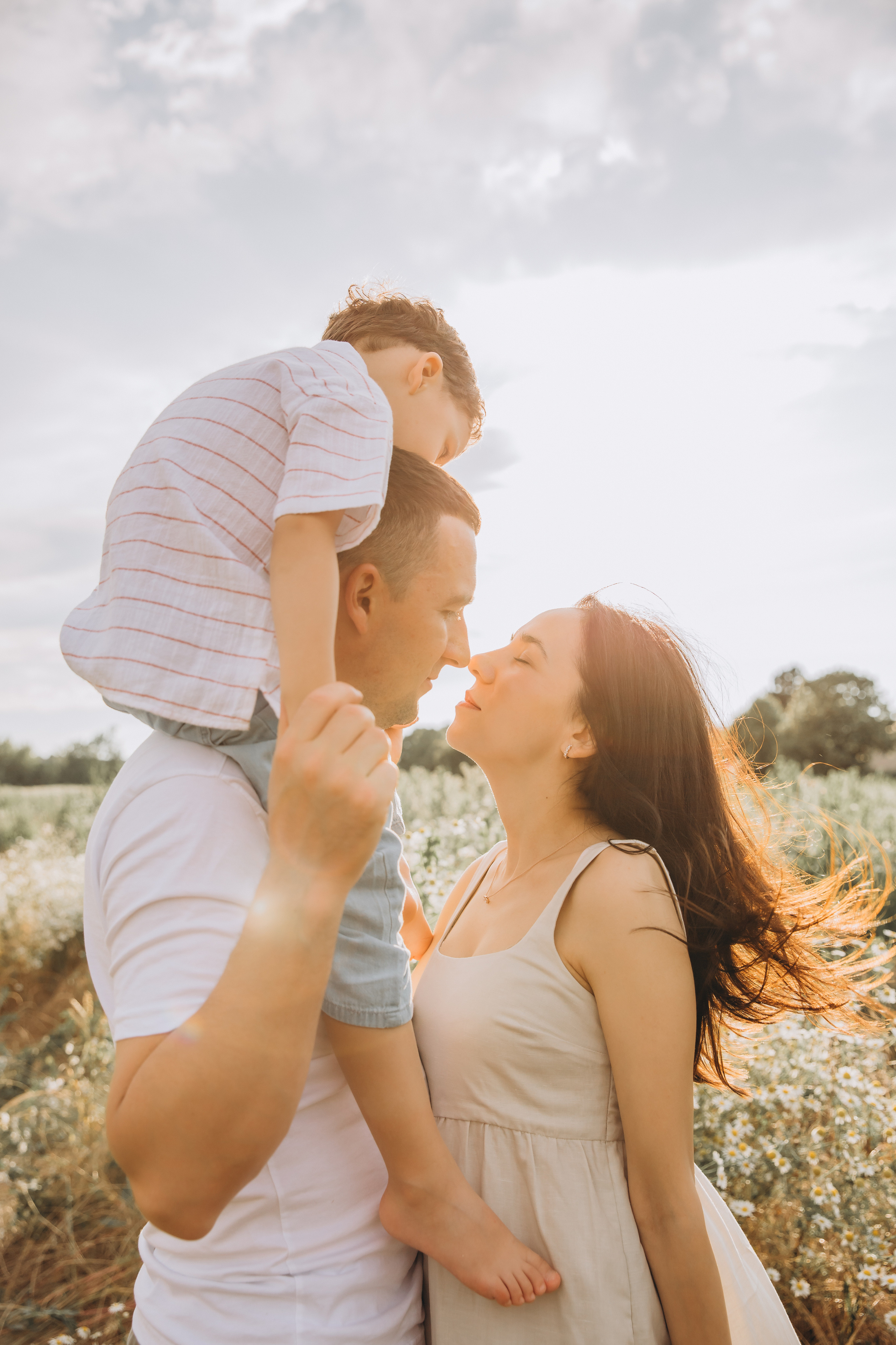 Gender reveal. Family Photographer in Prague Nigina Fattakh