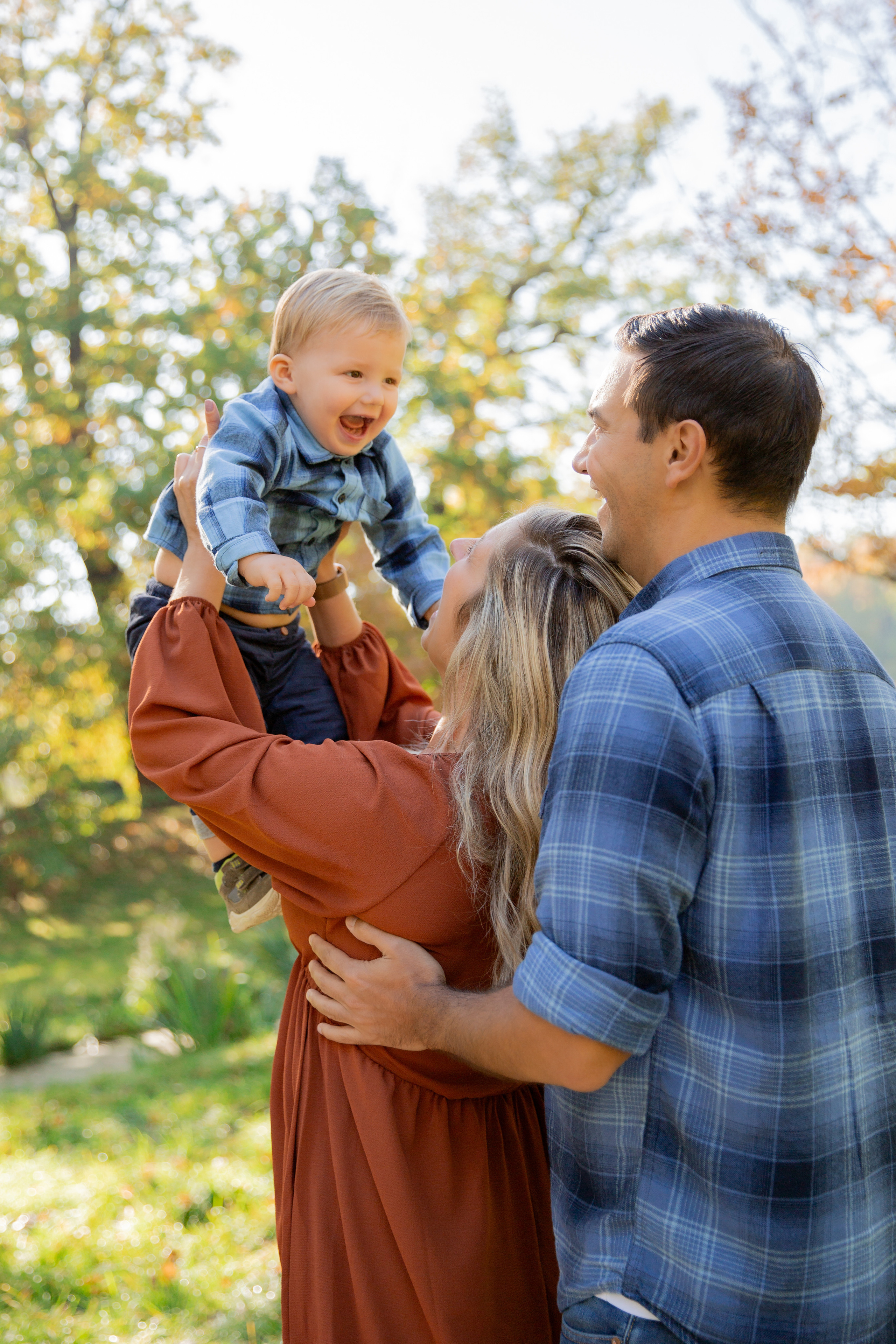 Autumn Photoshoot. Family Photographer in Prague Nigina Fattakh