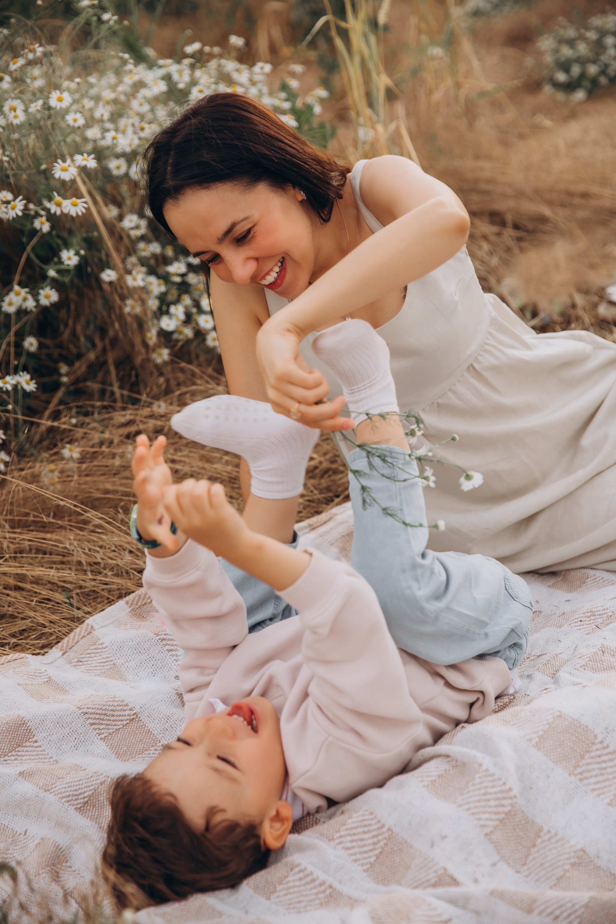 Gender reveal. Family Photographer in Prague Nigina Fattakh
