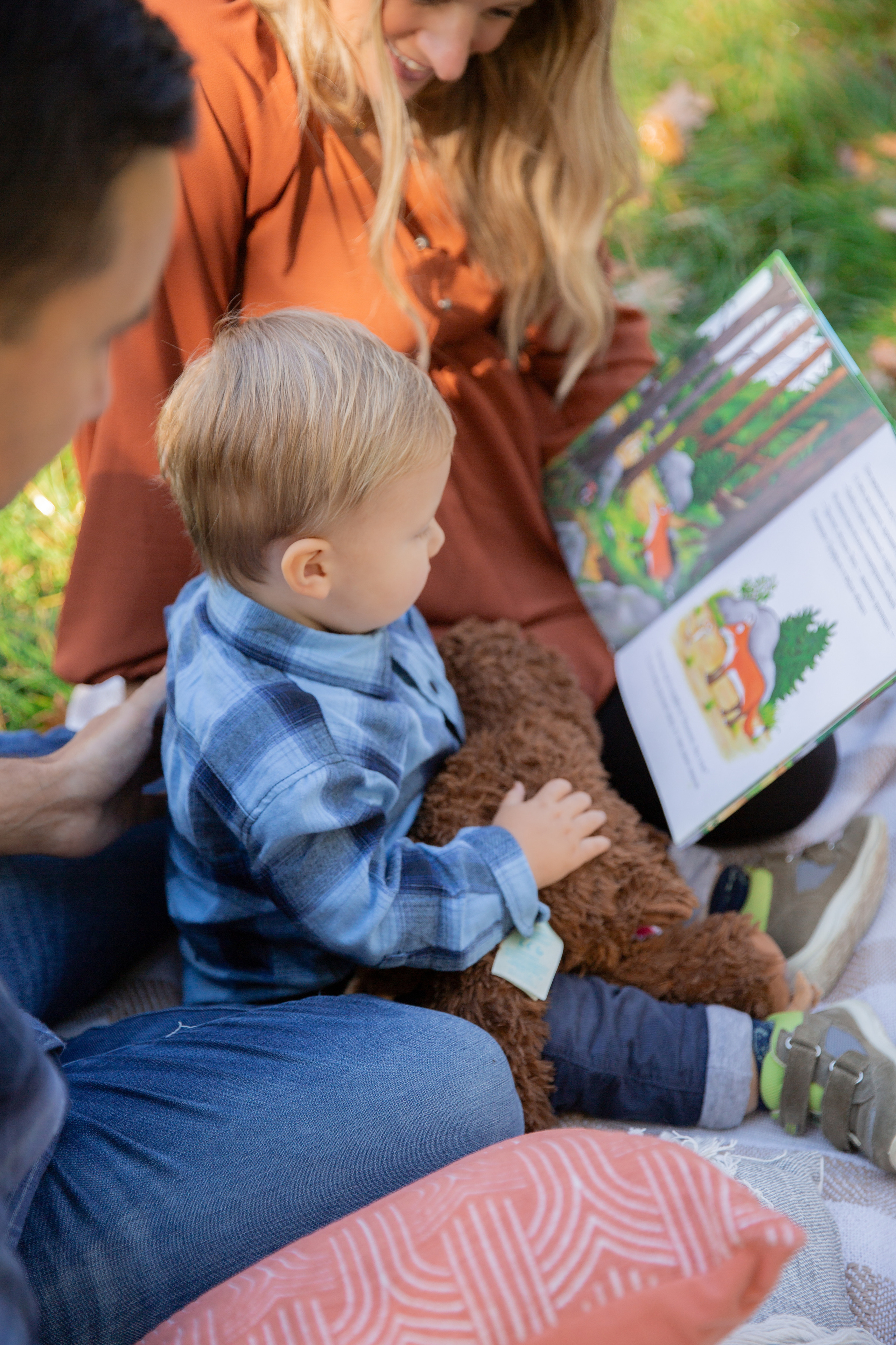 Autumn Photoshoot. Family Photographer in Prague Nigina Fattakh
