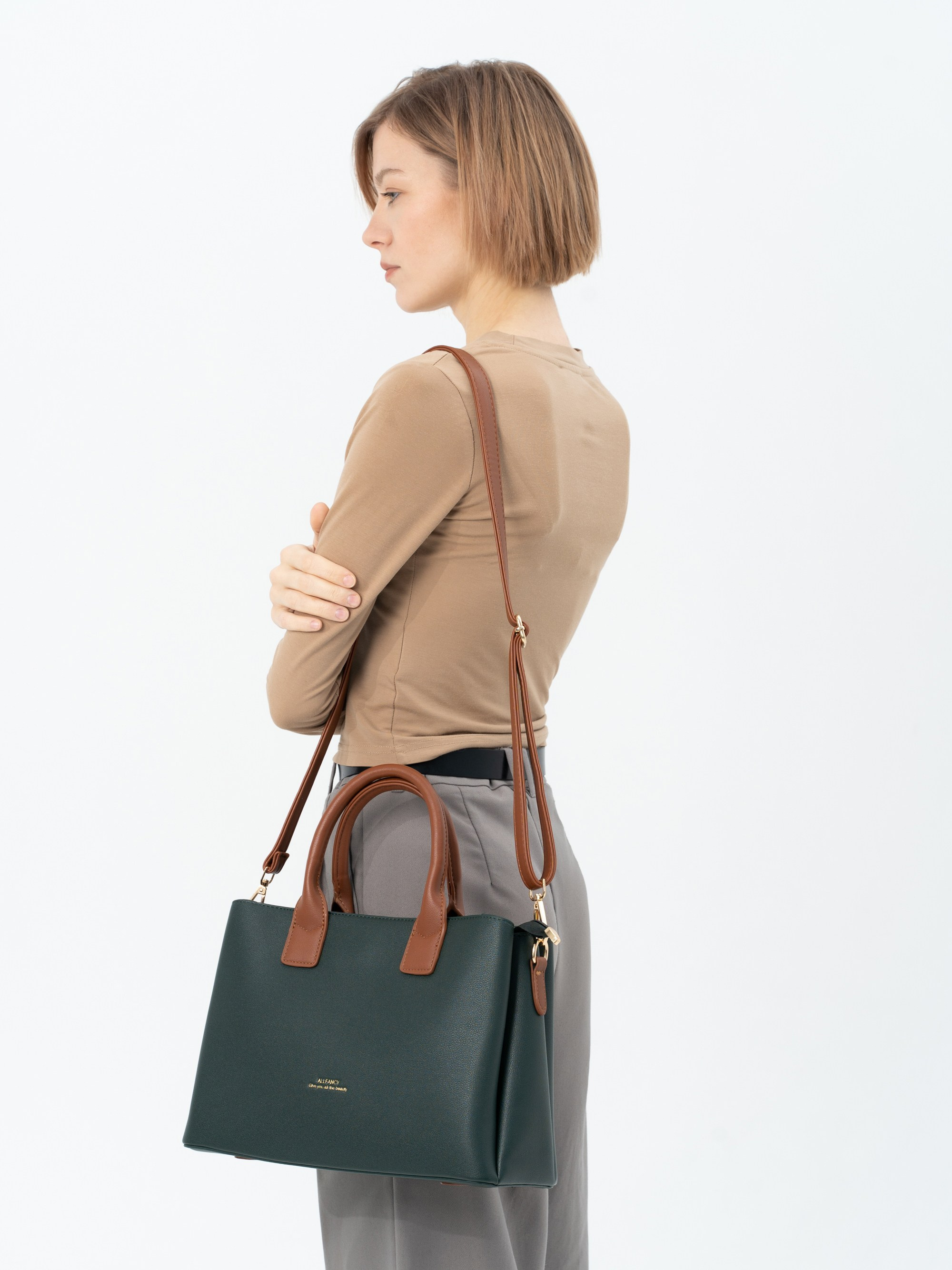 LOOK BOOK. Photo / Vídeo ZARAGOZA