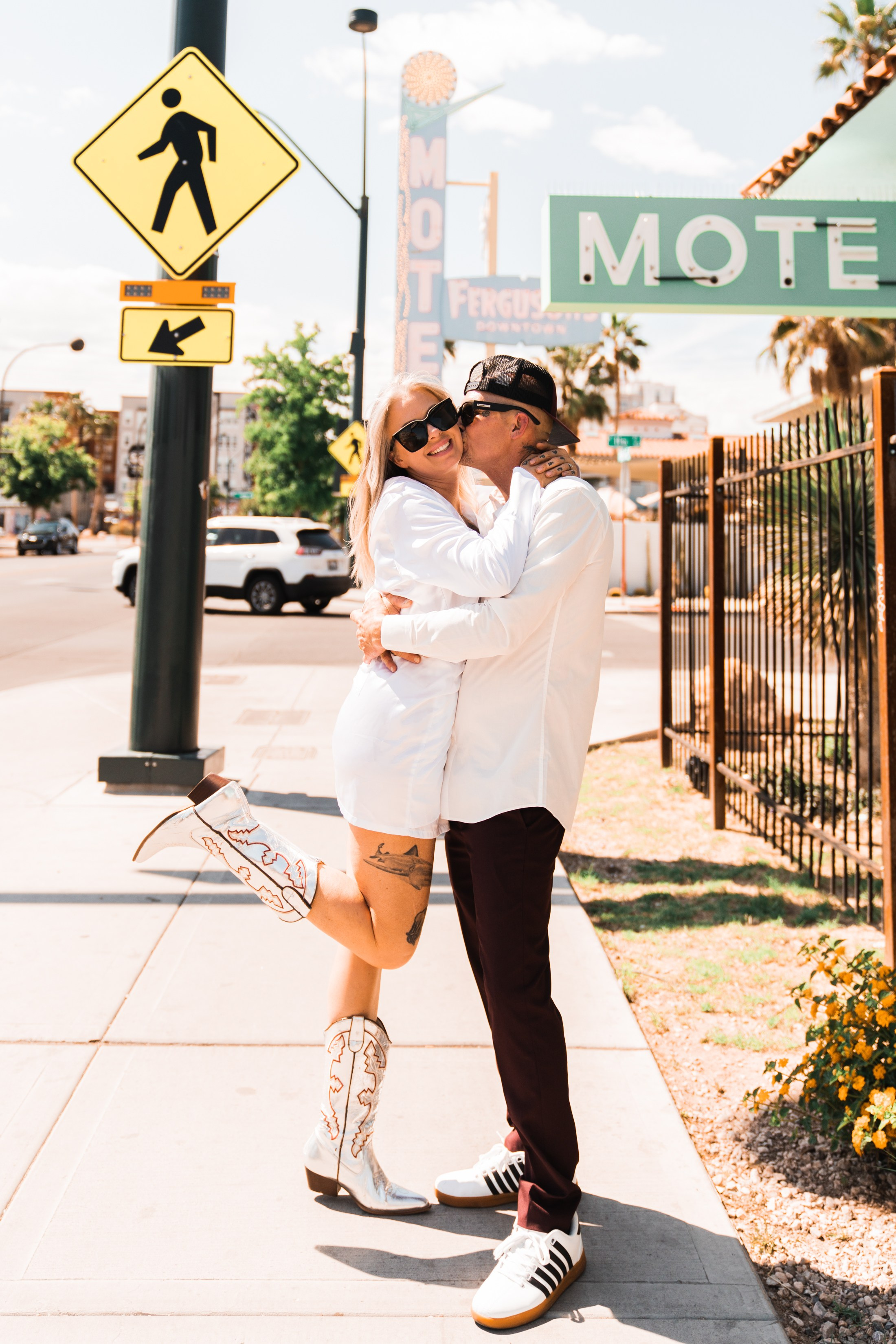 E&E. Wedding & elopement photographer Viktoriya Kravtsov. Las Vegas