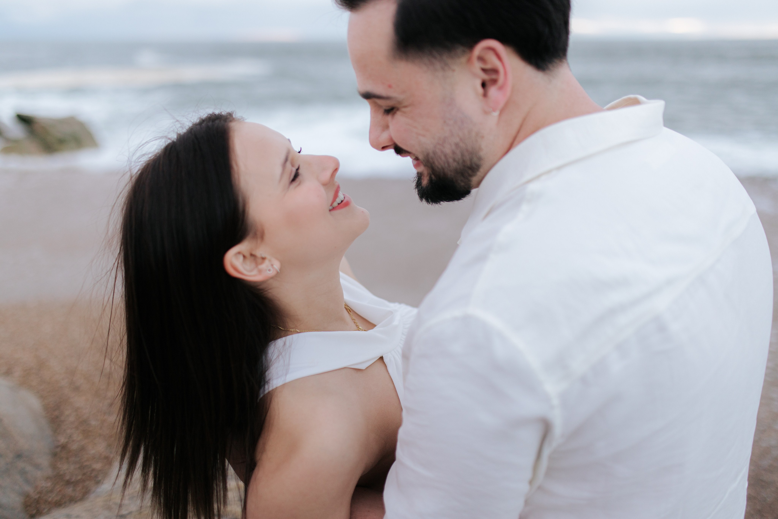 Isabel Mendes. Davi Valente