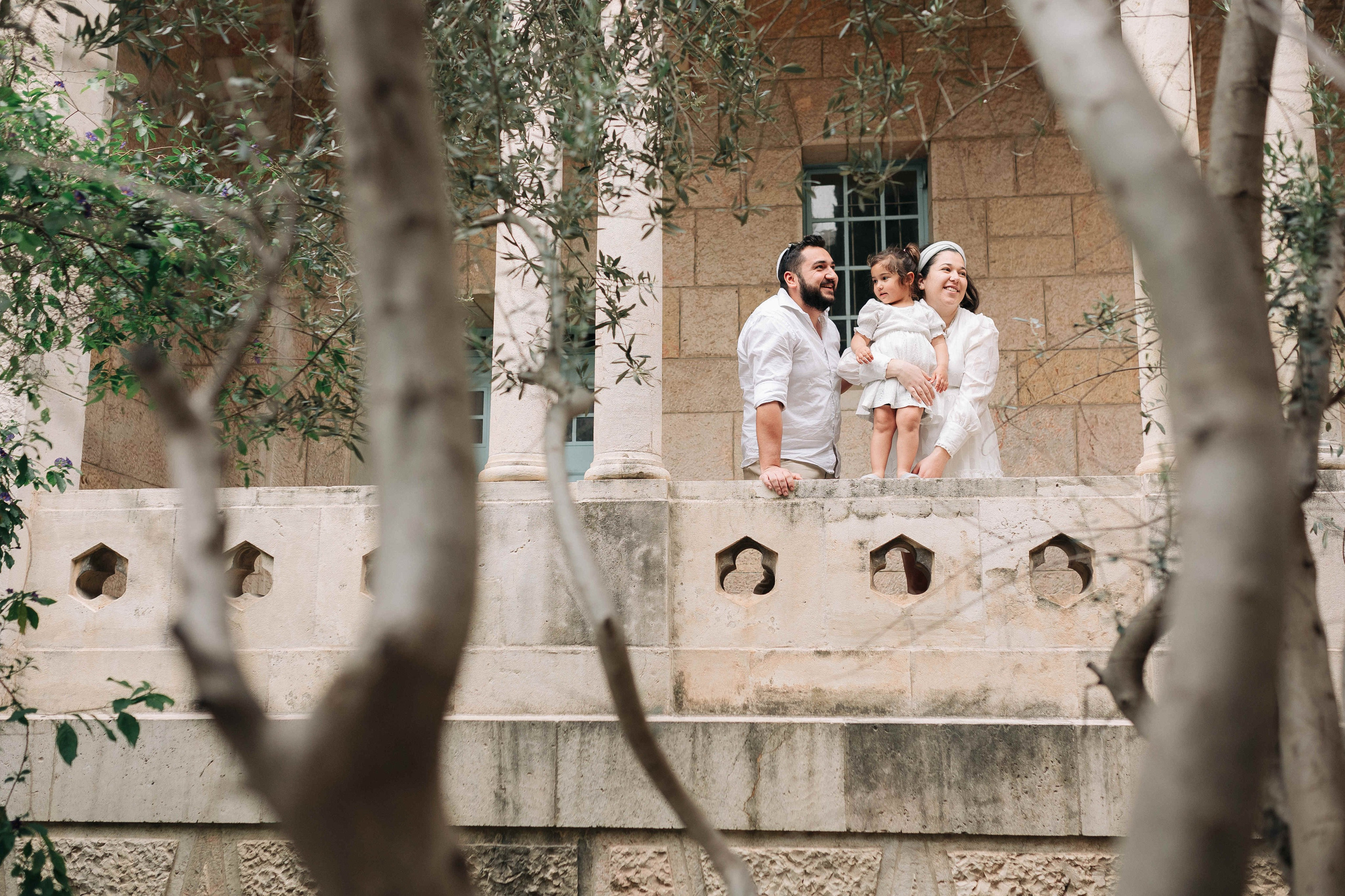 EXPECTING A BABY, JERUSALEM. PHOTOGRAPHER IN ISRAEL