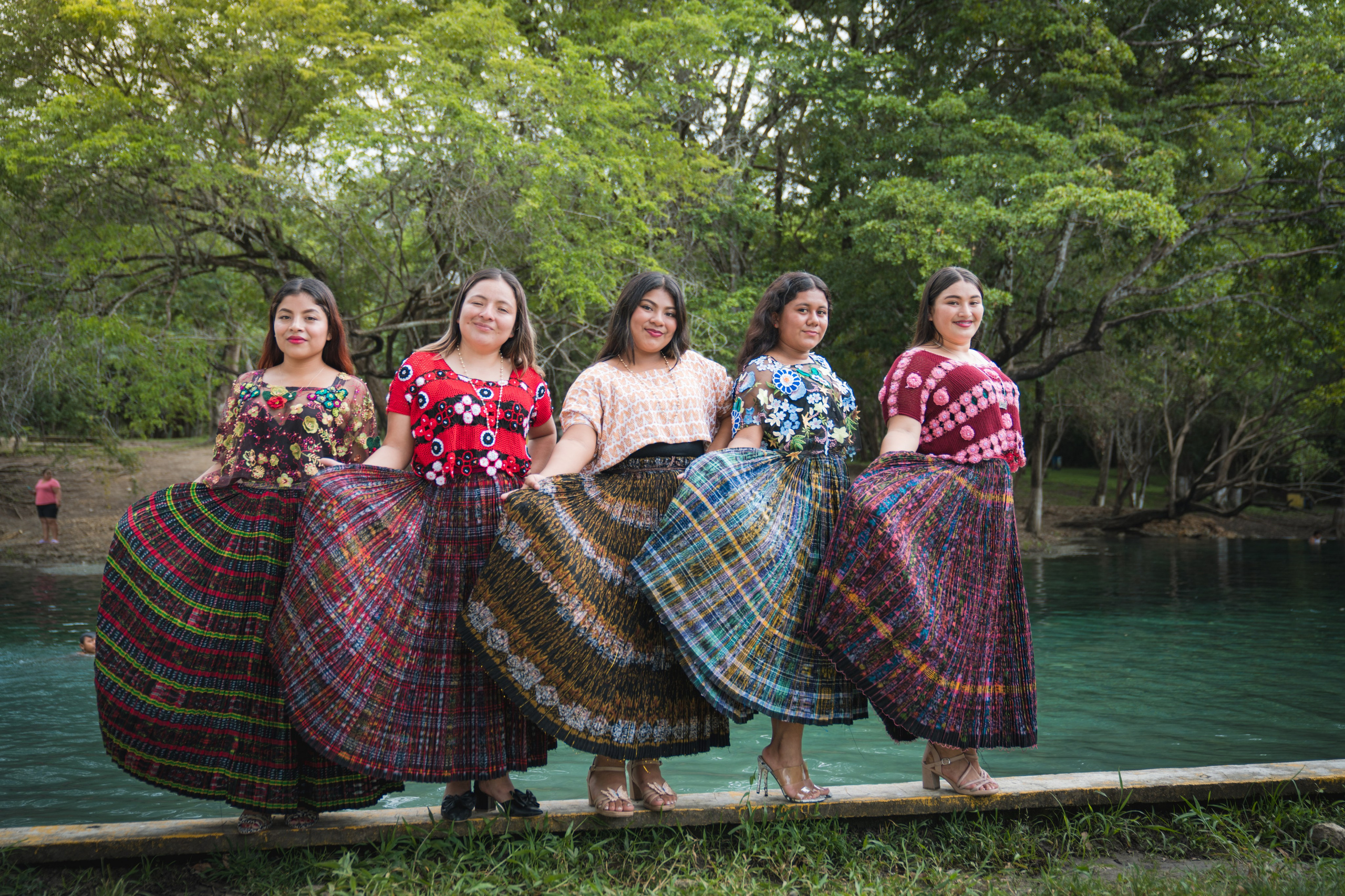 MODA. Henry Elmister fotógrafo de alta Verapaz Guatemala