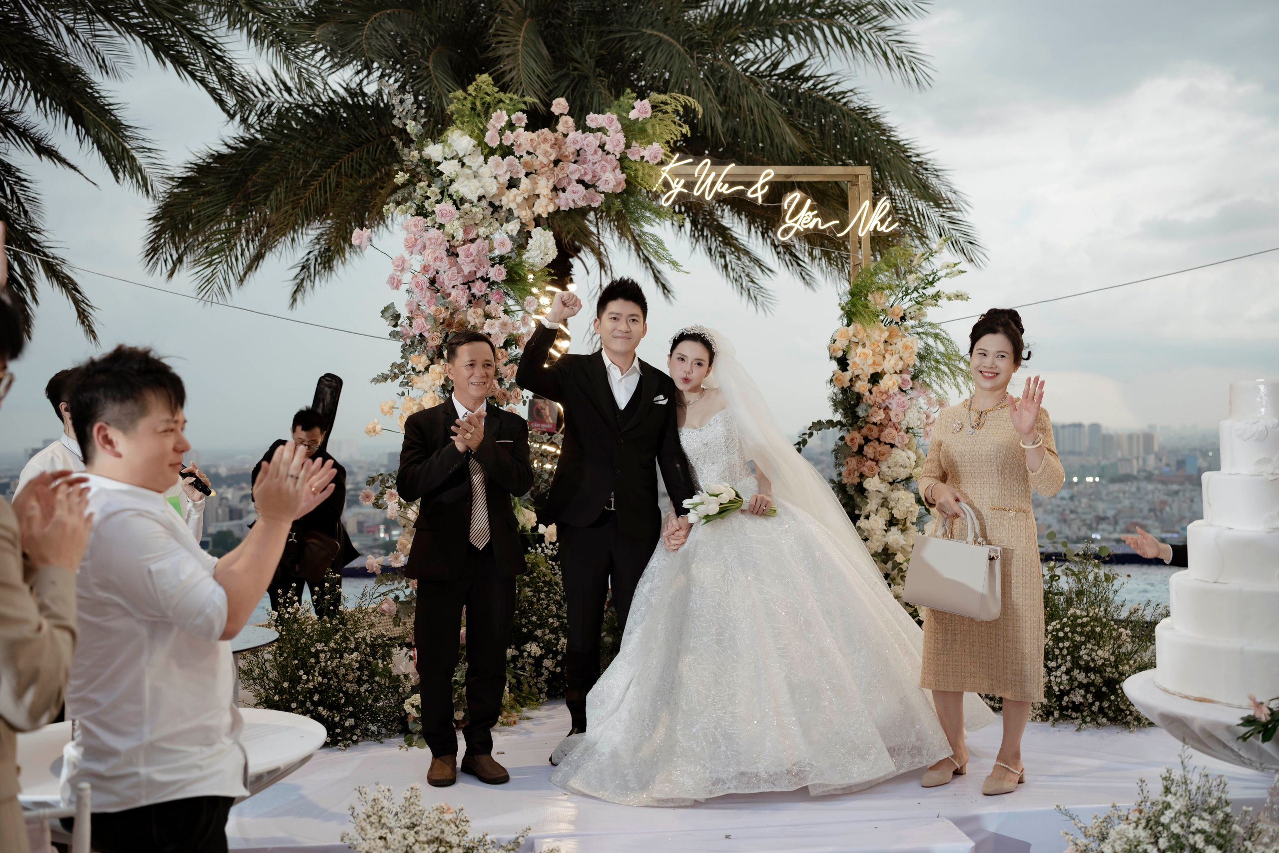 KYWU & NHI. WEDDING PHOTOGRAPHER IN VIETNAM