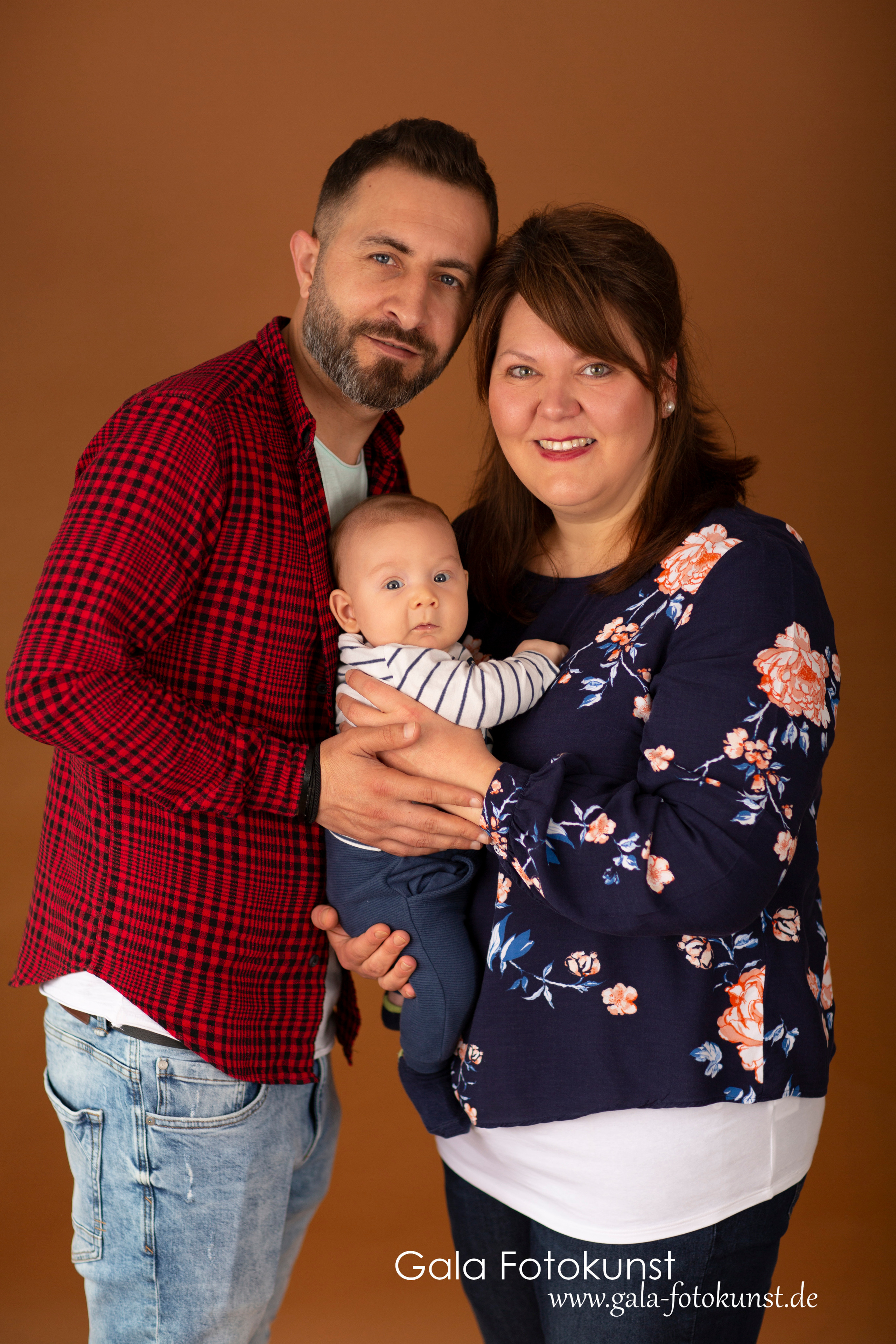 Familie. Neugeborenen, Familien, Geschwister Fotografin aus Delmenhorst