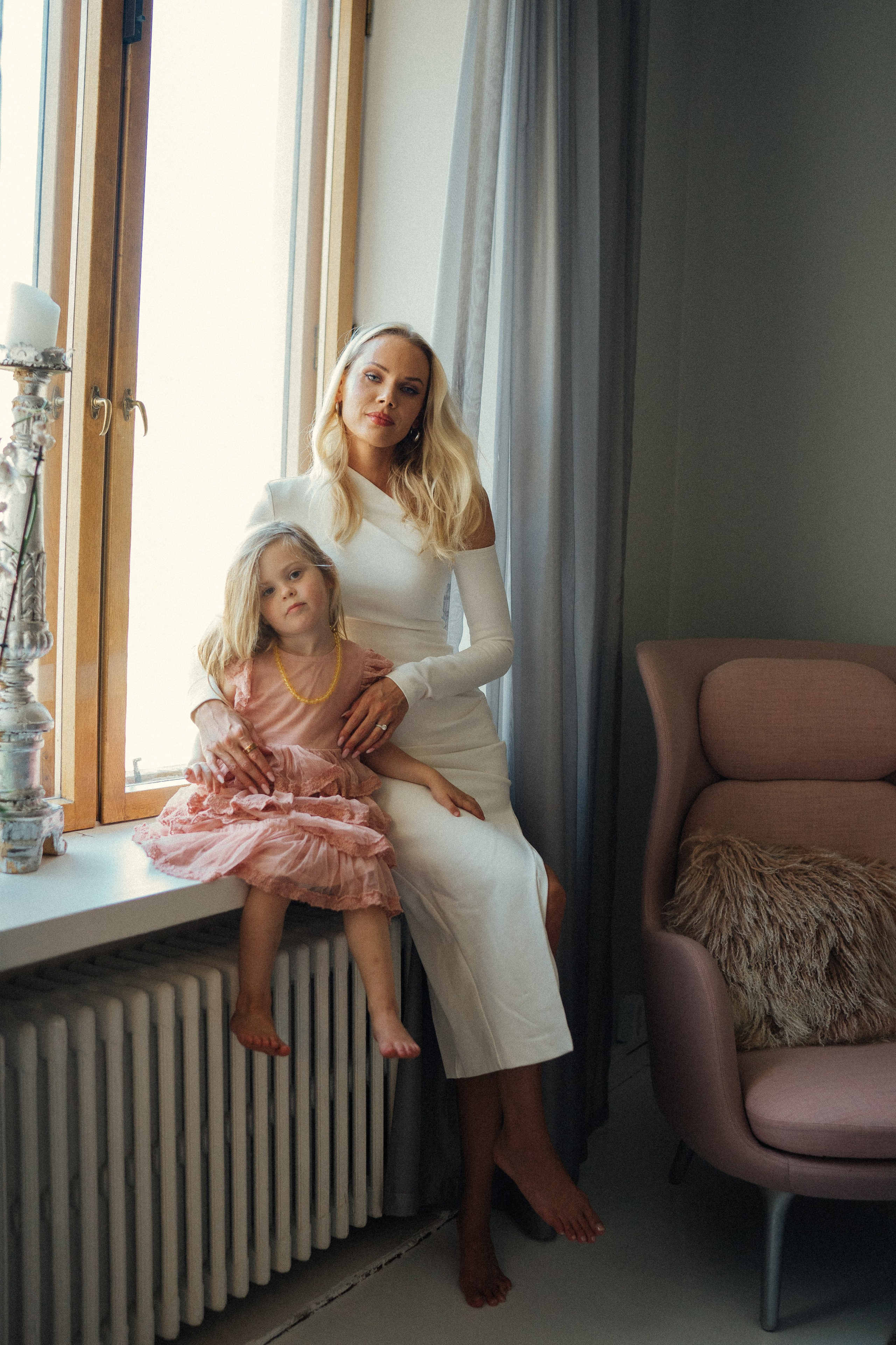 L&H. Wedding and potrait photographer in Helsinki Vickan O