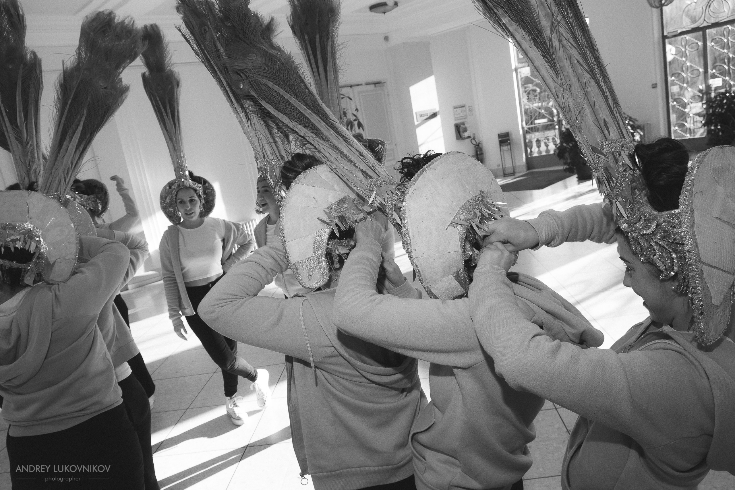 Backstage and carnival photographer in Europe — Spain, France, Italy | Andrey Lukovnikov