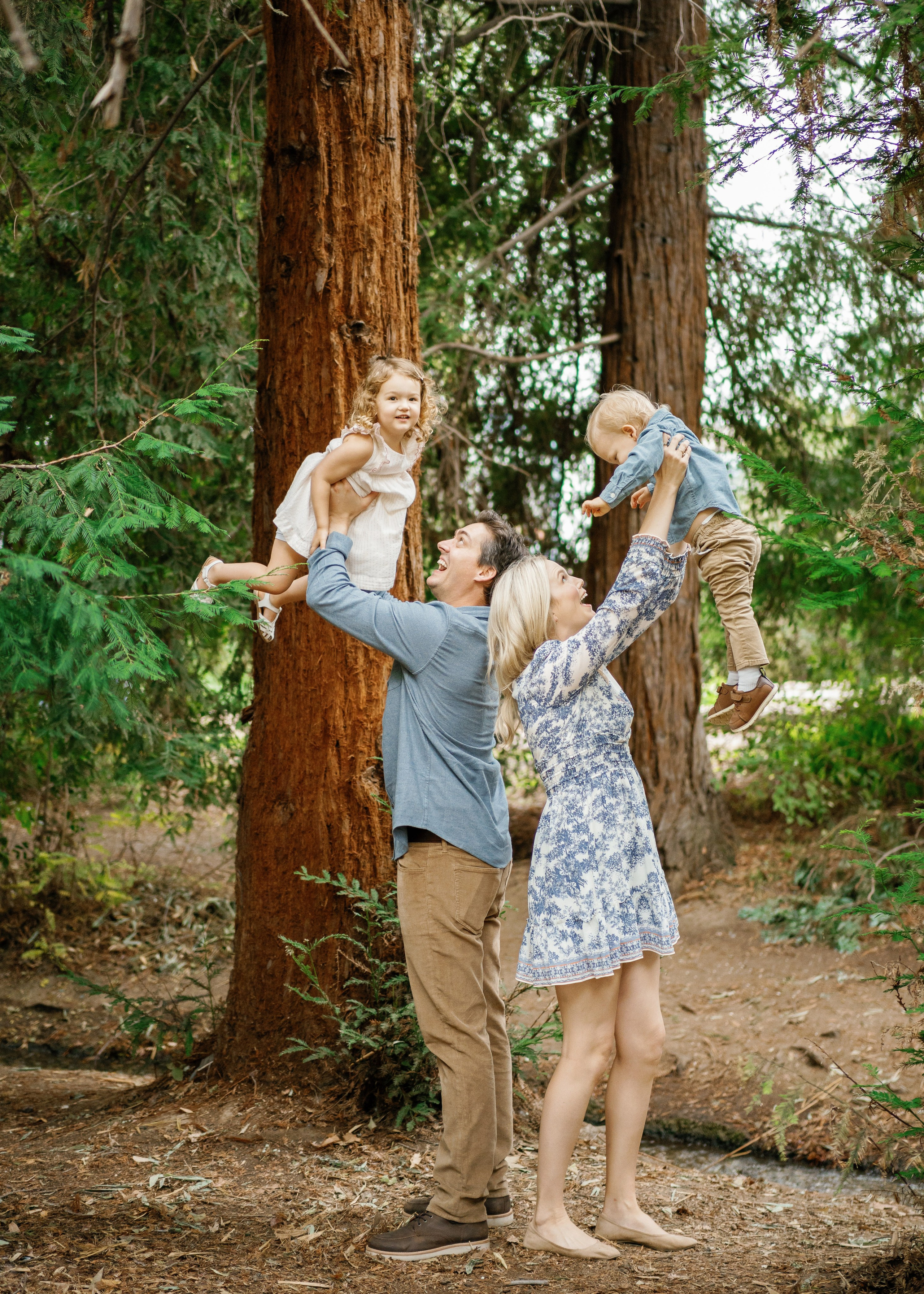 Fullerton Arboretum, California Family Photoshoot. Wedding Photography & Videography Team in California, Los Angeles, San Francisco, San Diego and Travel