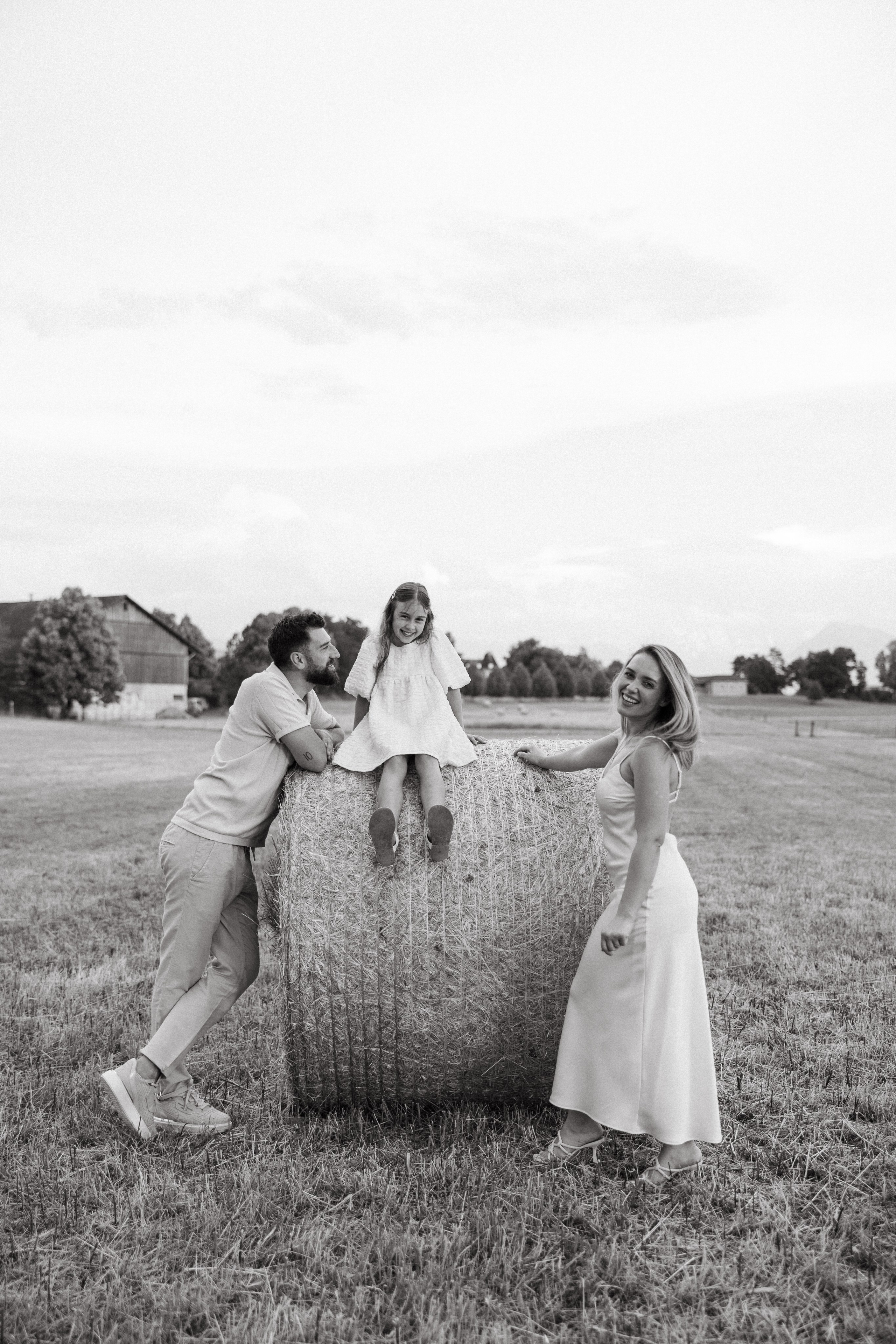 A+V+B. Family photographer in Bern, Switzerland