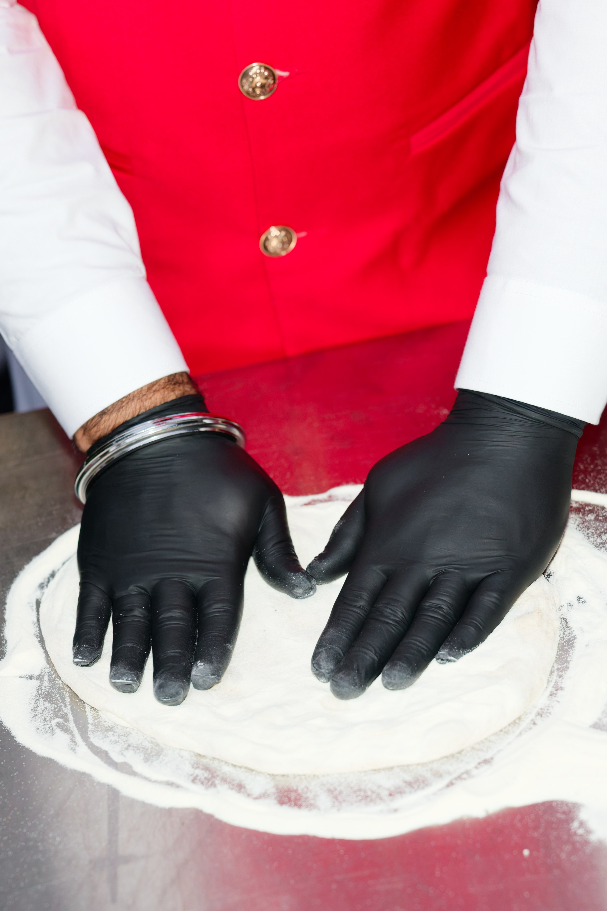 Pizza Party at Tenuta Massini, Florence, Italy. Destination Wedding Photographer — Nikita Burtsev