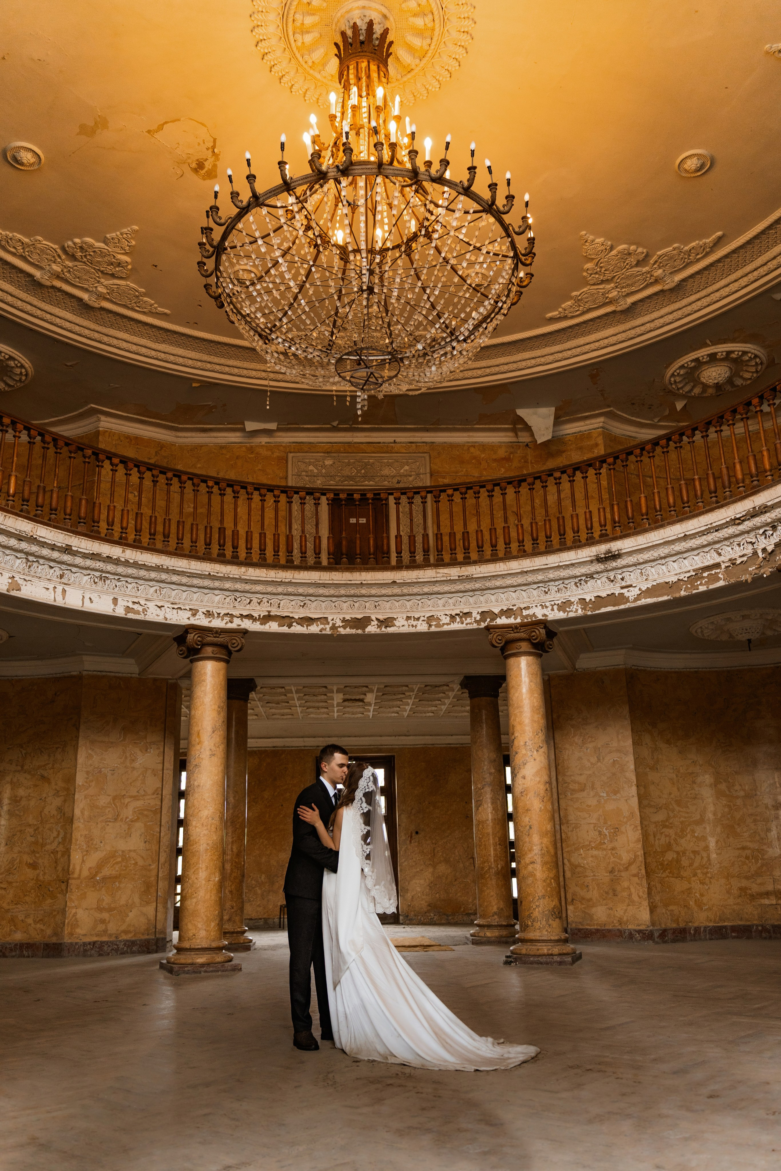 Wedding hall and photosession in Kutaisi. Wedding Photographers and Film Maker in Georgia, Armenia Maks Kovalenko and Lara Tatosyan