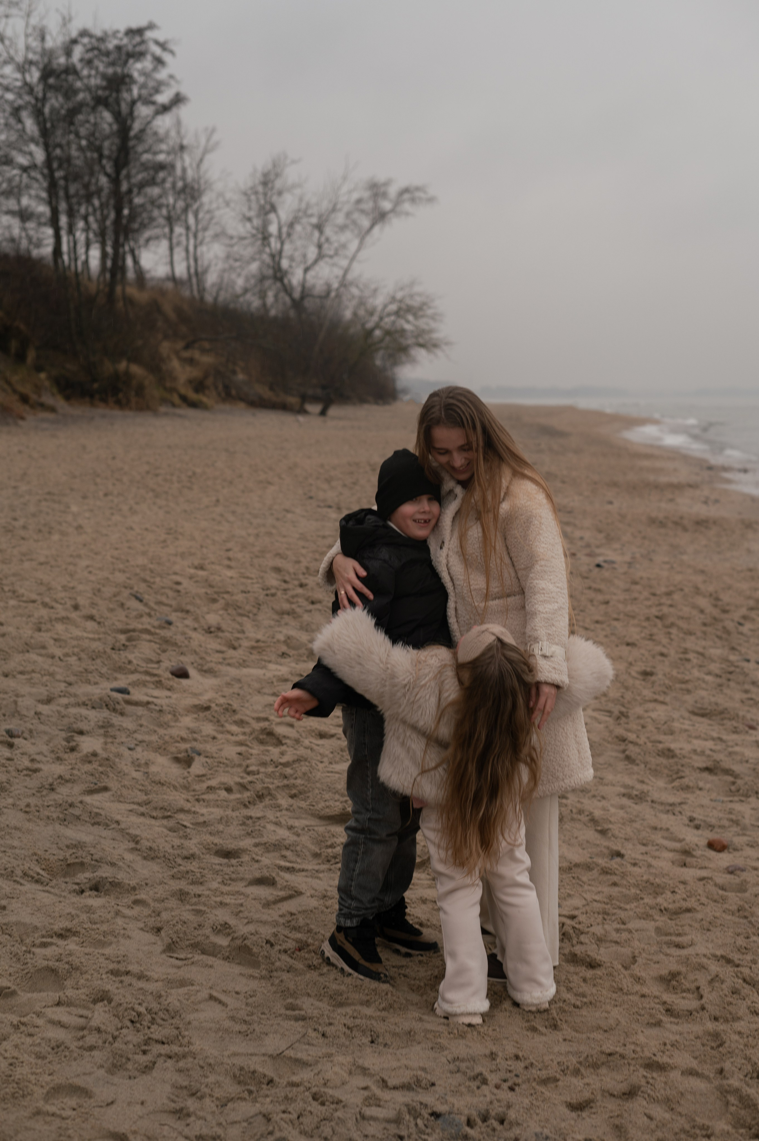 Семейная фотосессия мама и дети Калининград Зеленоградск. Фотограф в Калининграде Анна Пошкус