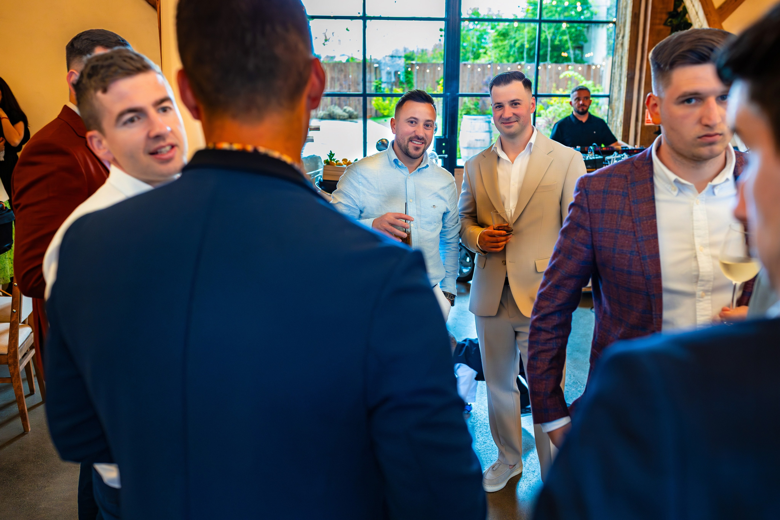 Petrecere Raluca si Paul. Ionut Brehuescu — Fotograf