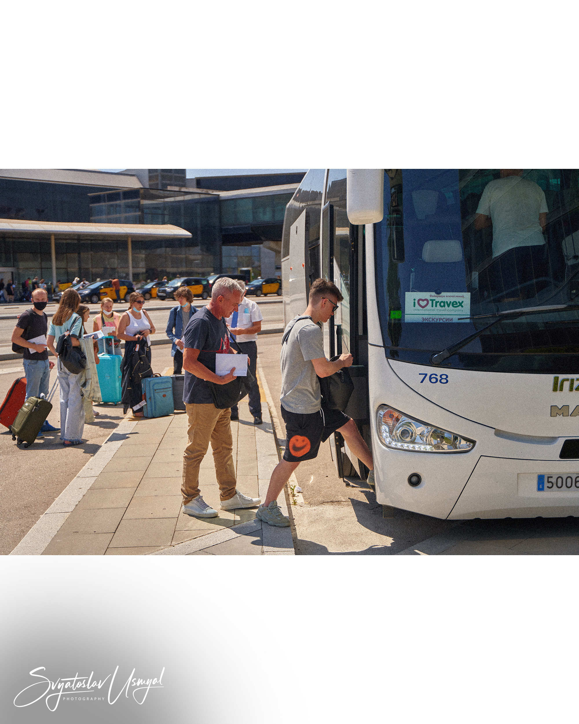 Ukrainian tourists meeting. Inicio