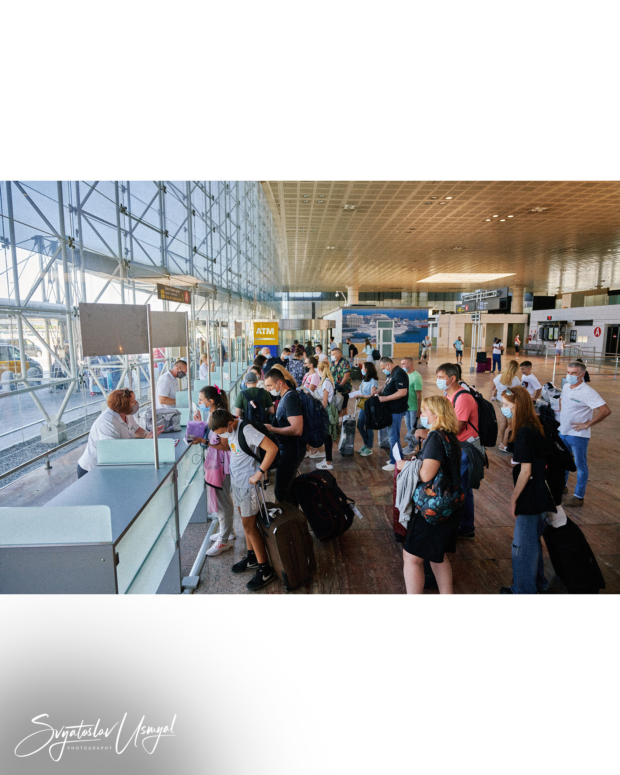 Ukrainian tourists meeting. Inicio