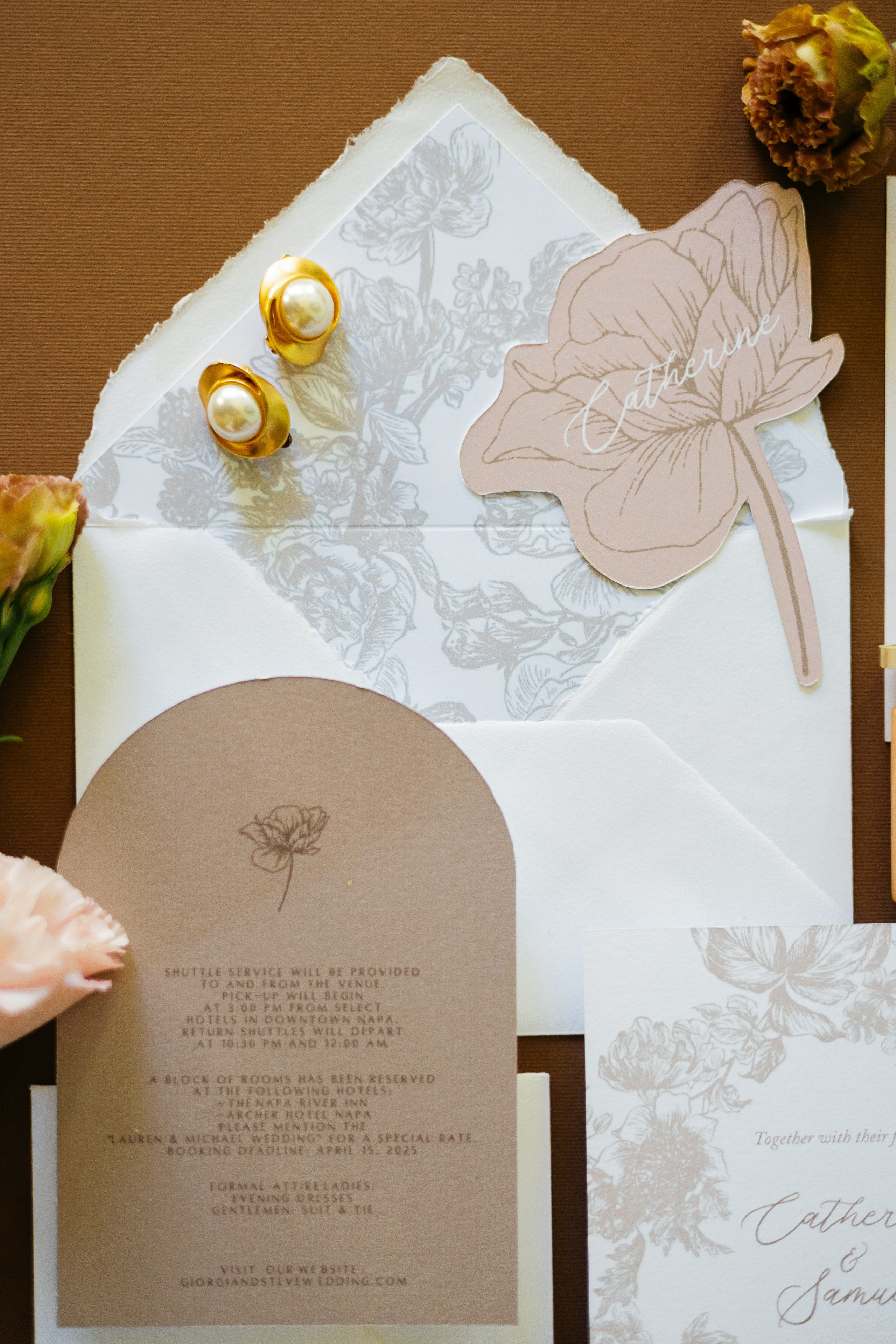 Catherine and Samuel. Sara Luca Wedding Photographer in Italy and Europe