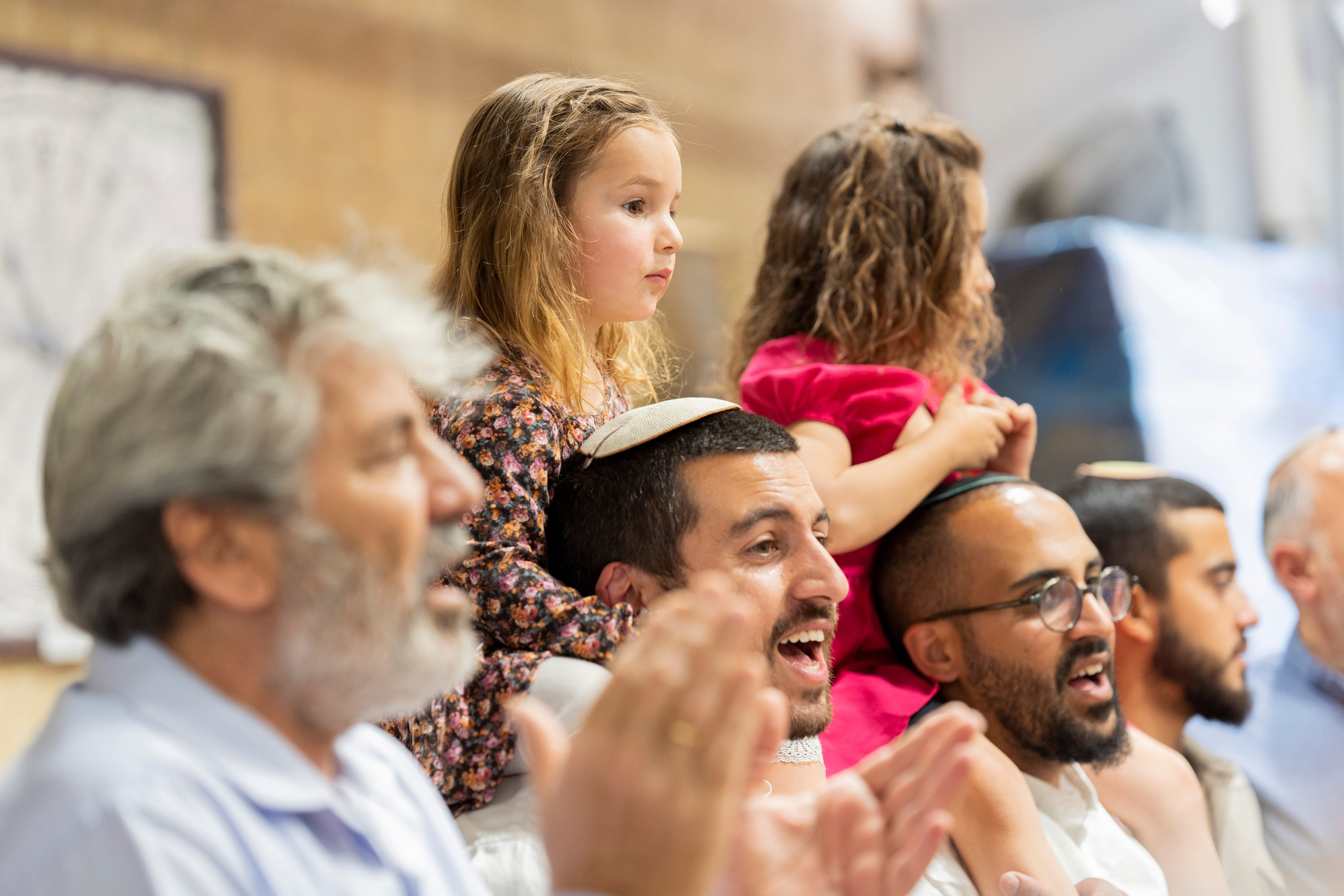 הברית של נחמן חזן. יוסף מזרחי צילום חתונה, ברית וזוגיות. צלם מקצועי שאוהב להוציא אתכם הכי יפים ברגעים הכי מרגשים