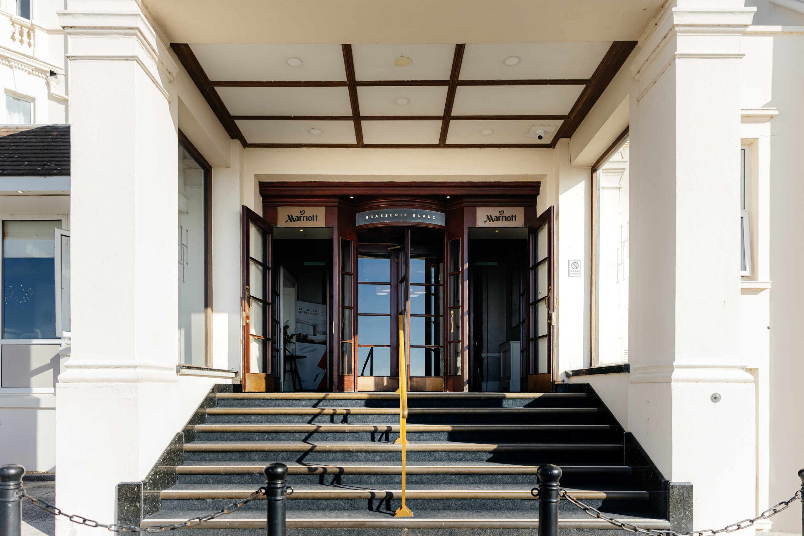 Alejandra & Jason. Bournemouth Highcliff Marriott Hotel. Timeless Wedding & Events Photography. Based in London, working across Europe