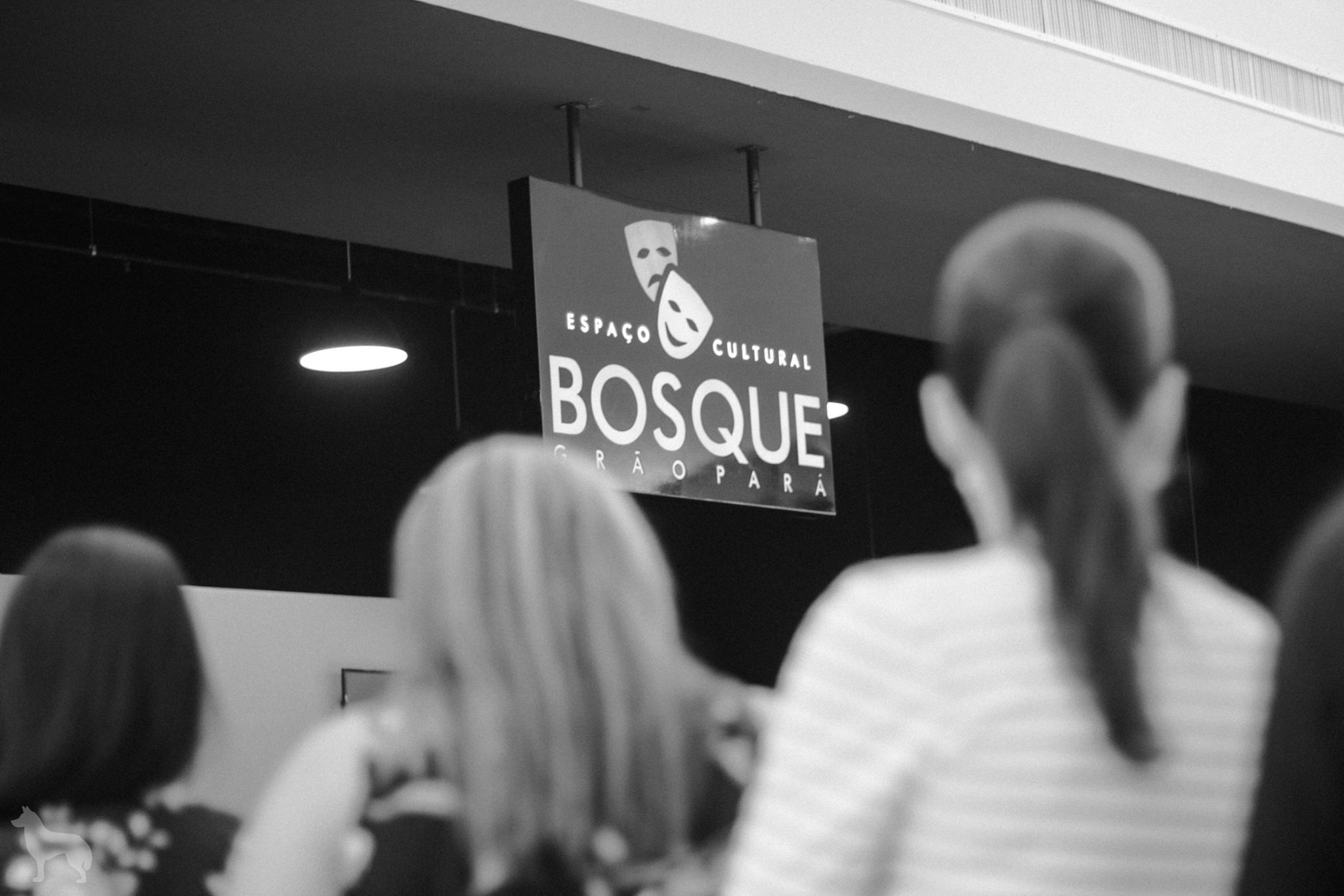 Boca Rosa (Shopping Grão Pará). Produtora de videos