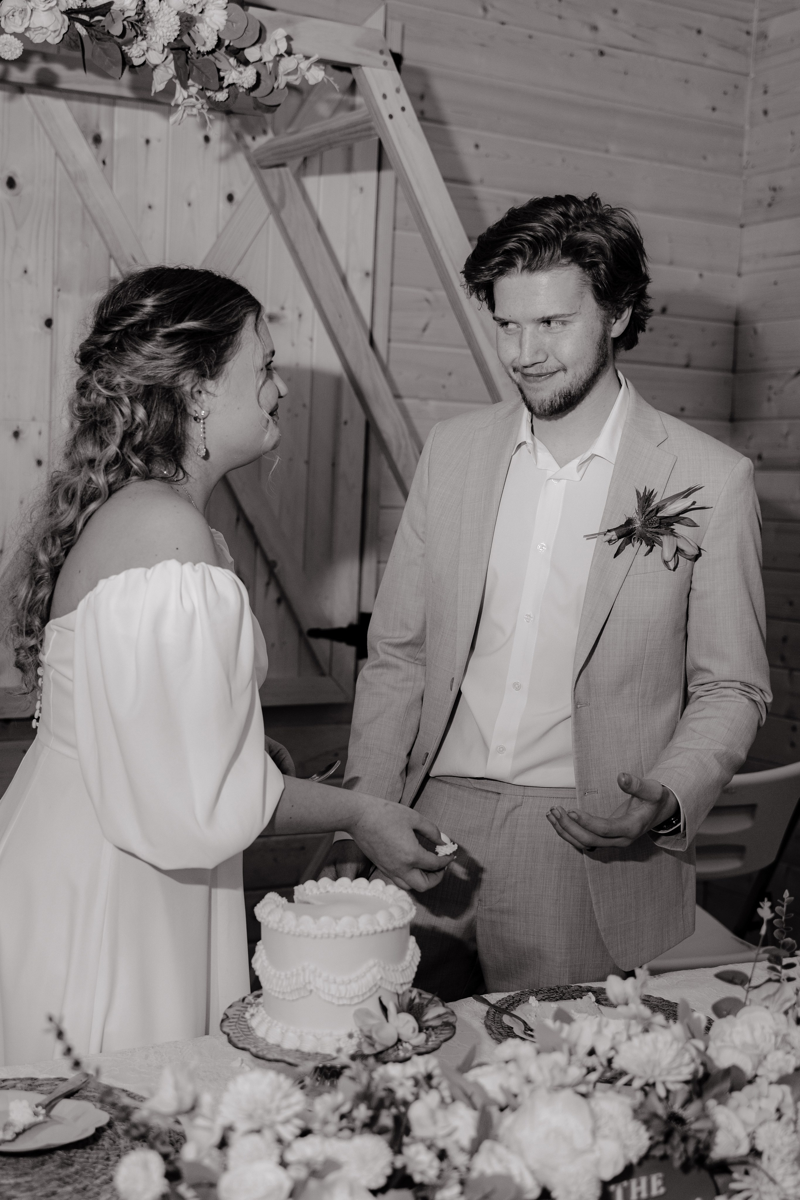 Katlyn and Josiah | Full Wedding day. Photographer in Washington Sophia D