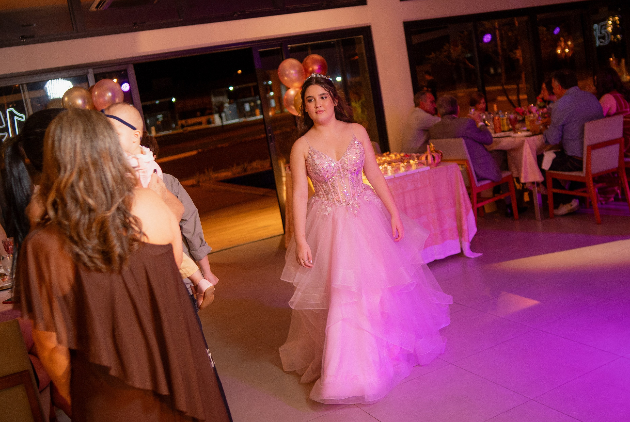 Maria Laura — Villa de León / Bauru SP. Robson Colaço
