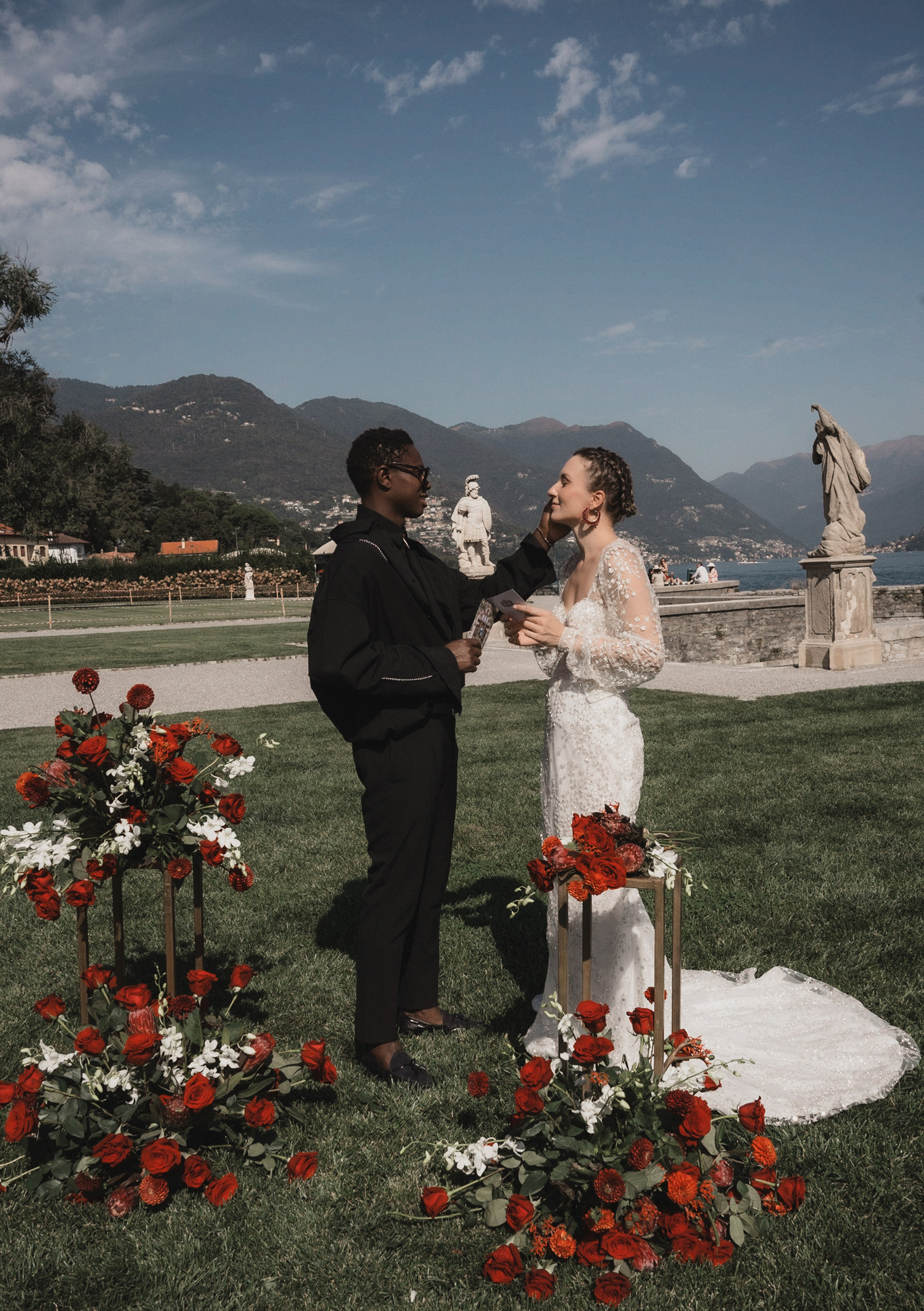 IRINA & AMED • LAKE COMO. PHOTOGRAPHER IN ITALY