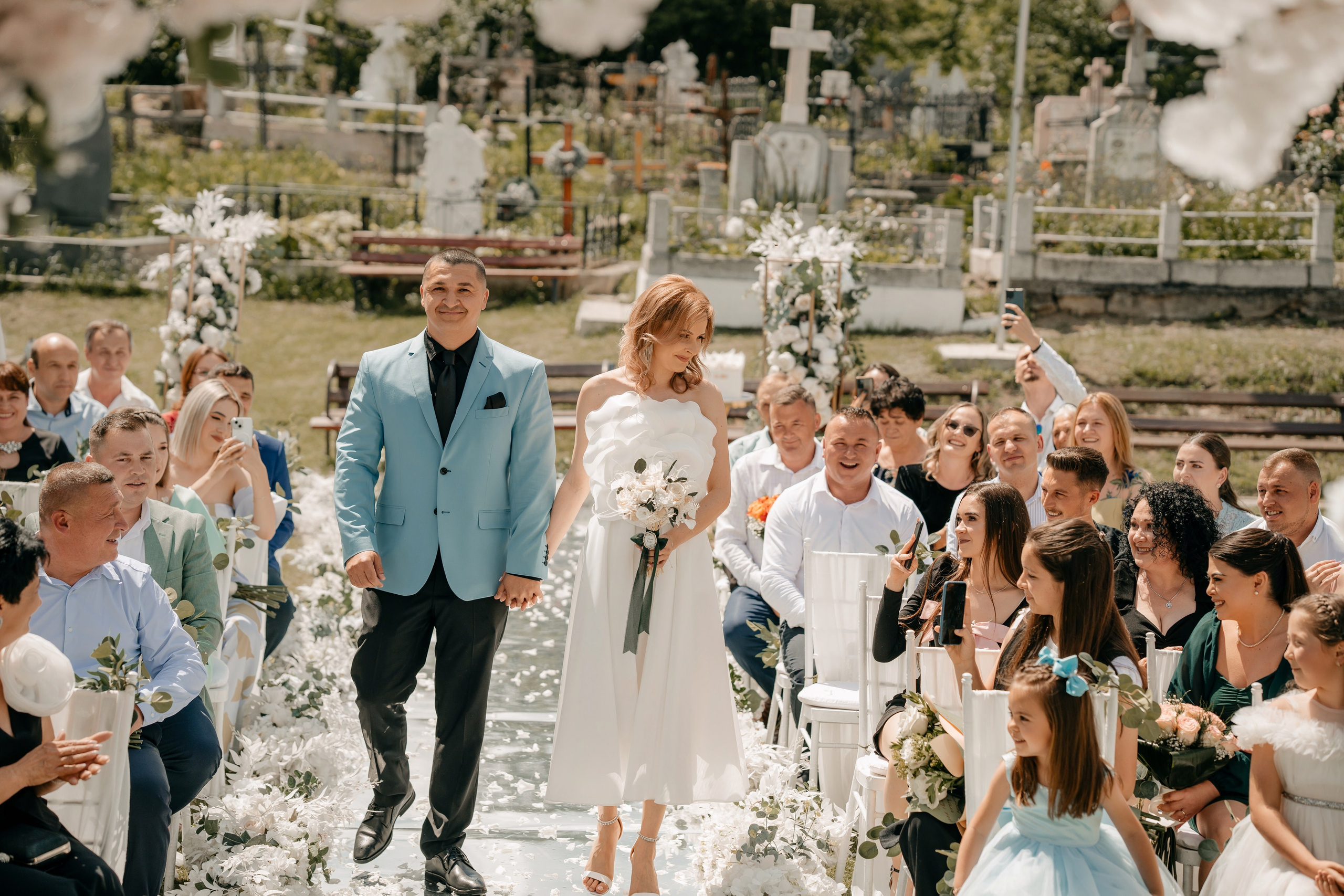 Ramona & Alin. Raw Studio. Fotograful tau de nunta!