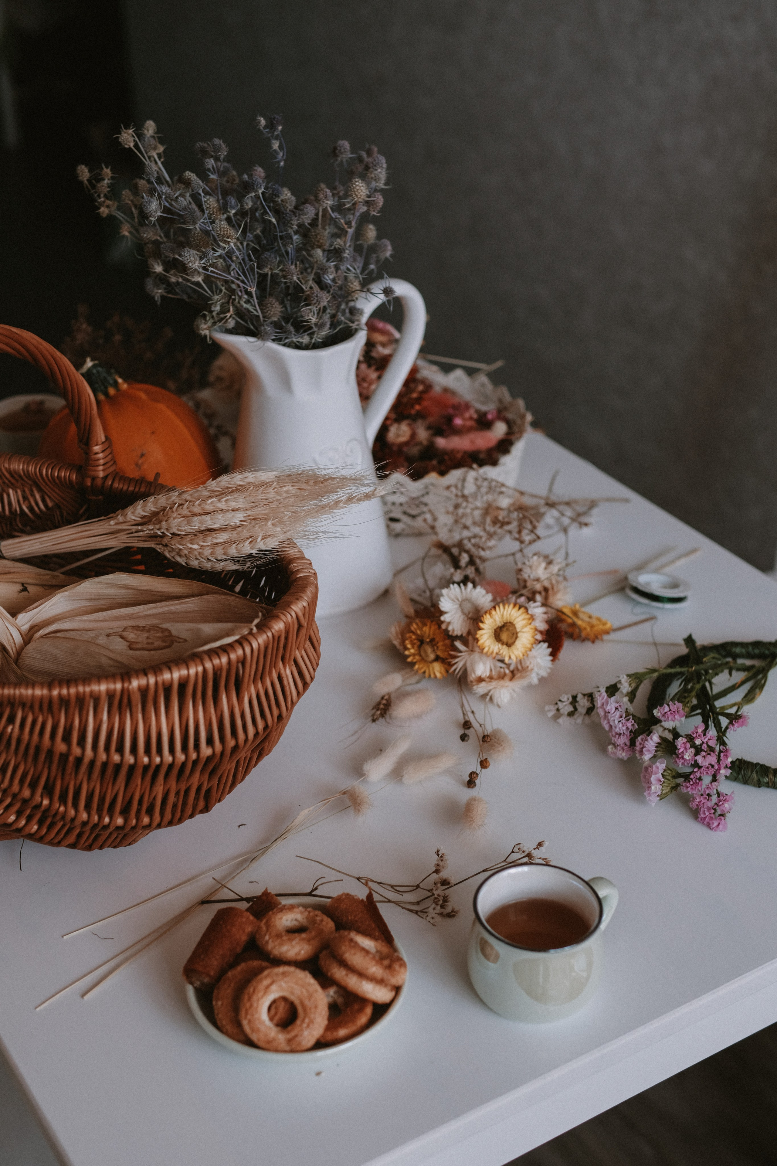 Floral Wreaths. Lens Captures Life