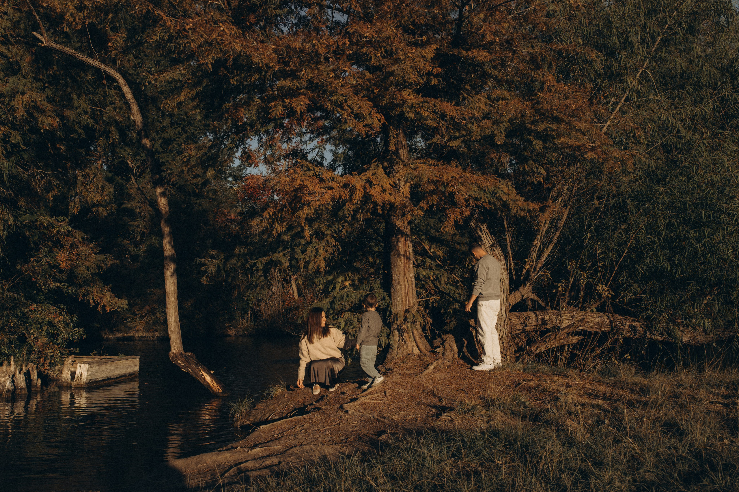 Lake Austin. Lens Captures Life