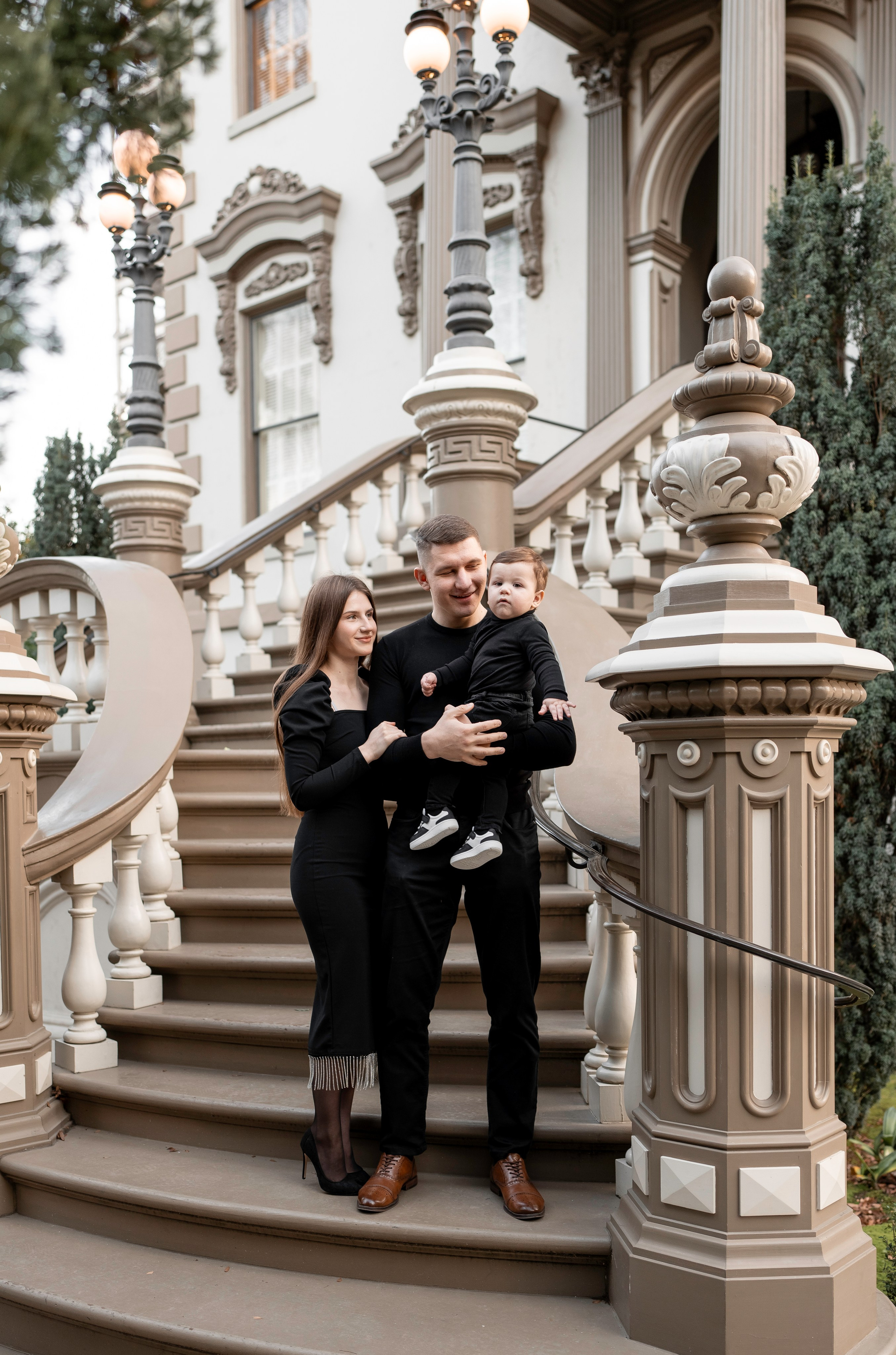 Artem, Nadia & Elisha. Family photographer in Sacramento | Sofia Pavenko