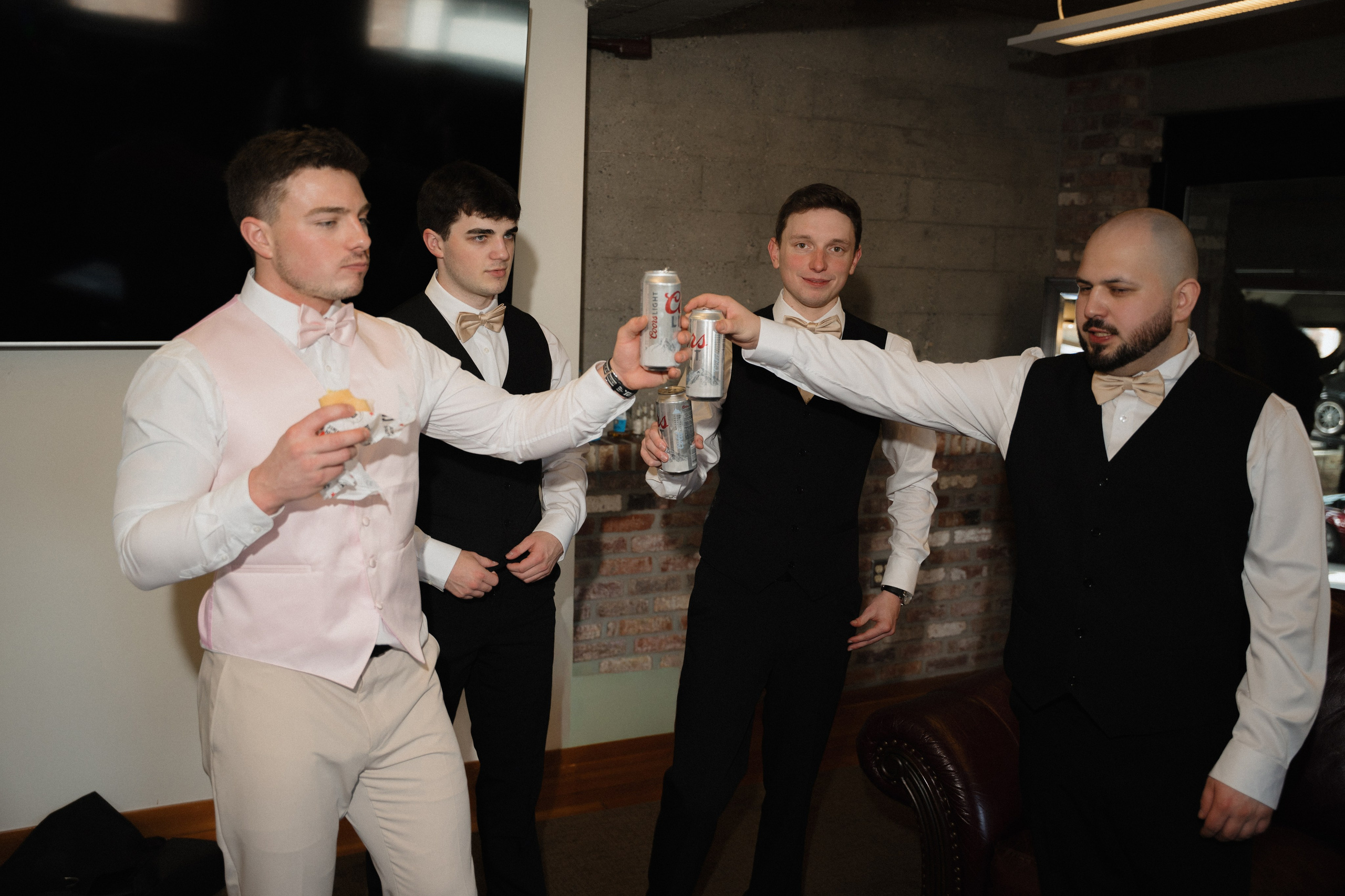 Emma and Tyler | Full Wedding day. Photographer in Washington Sophia D