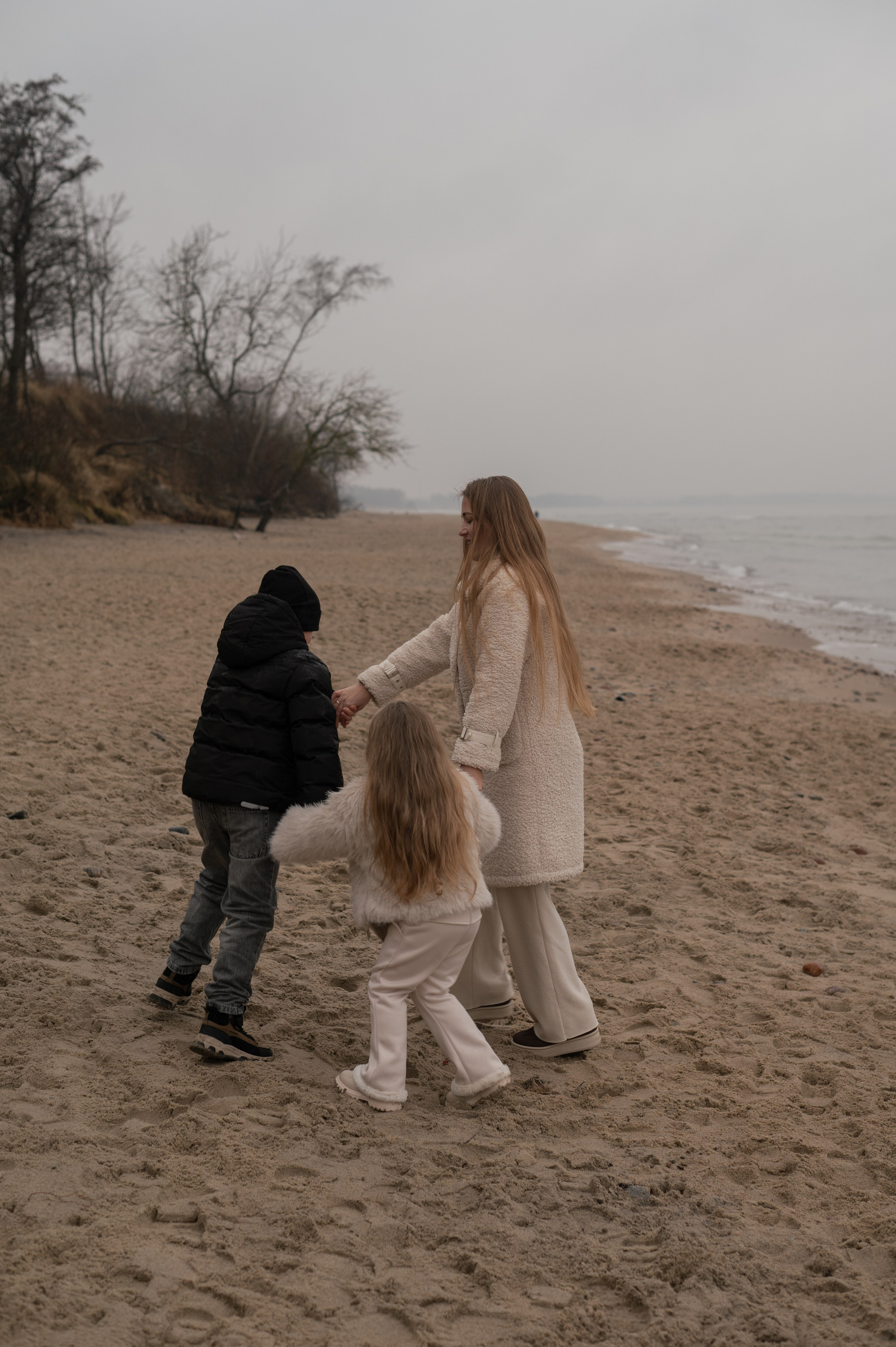Семейная фотосессия мама и дети Калининград Зеленоградск. Фотограф в Калининграде Анна Пошкус