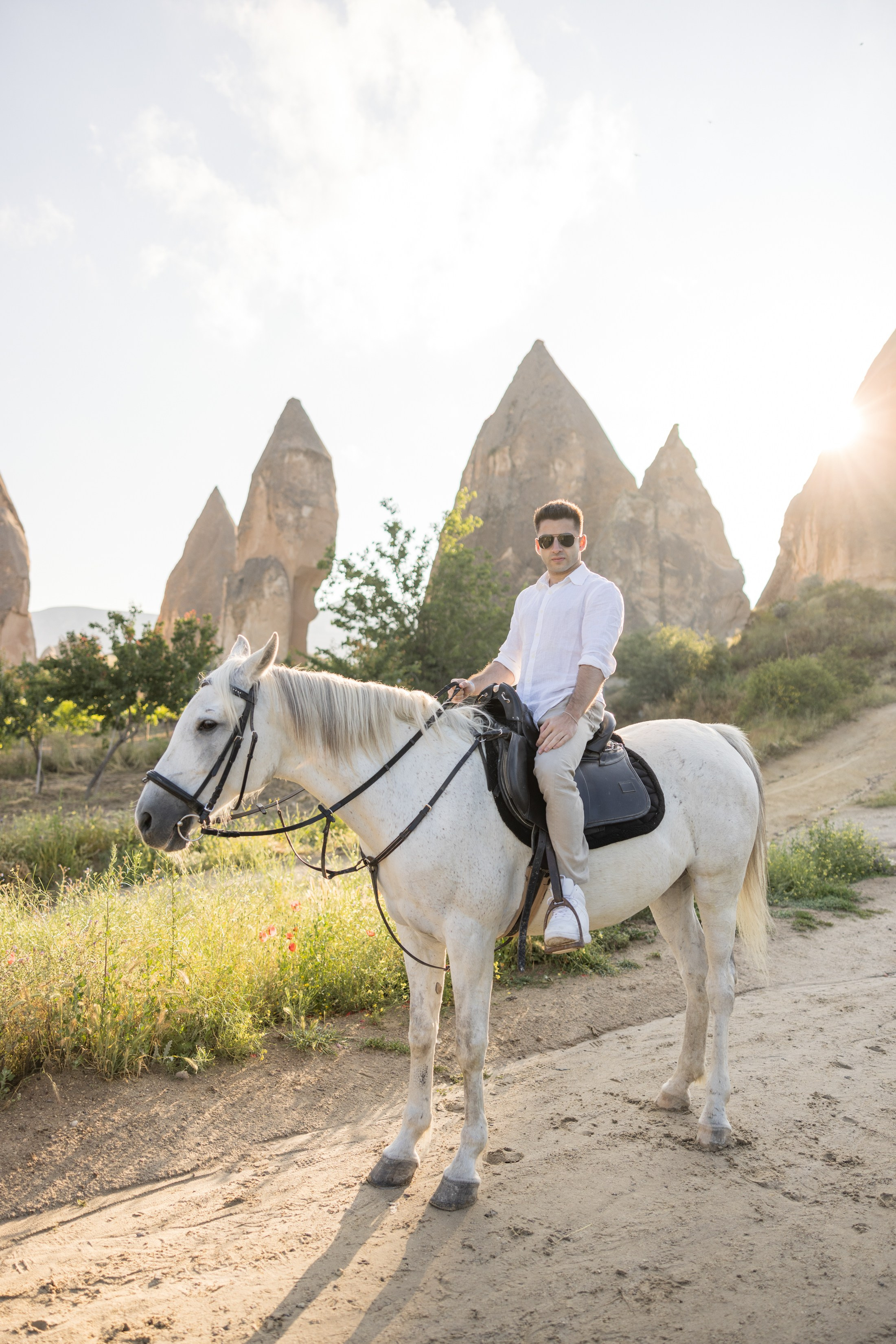 Horseback Riding in Cappadocia – Explore the Beauty of the Region. Your Guide to Cappadocia: Private Tours, Scenic Routes, Hot Air Balloon Rides, and More Adventures