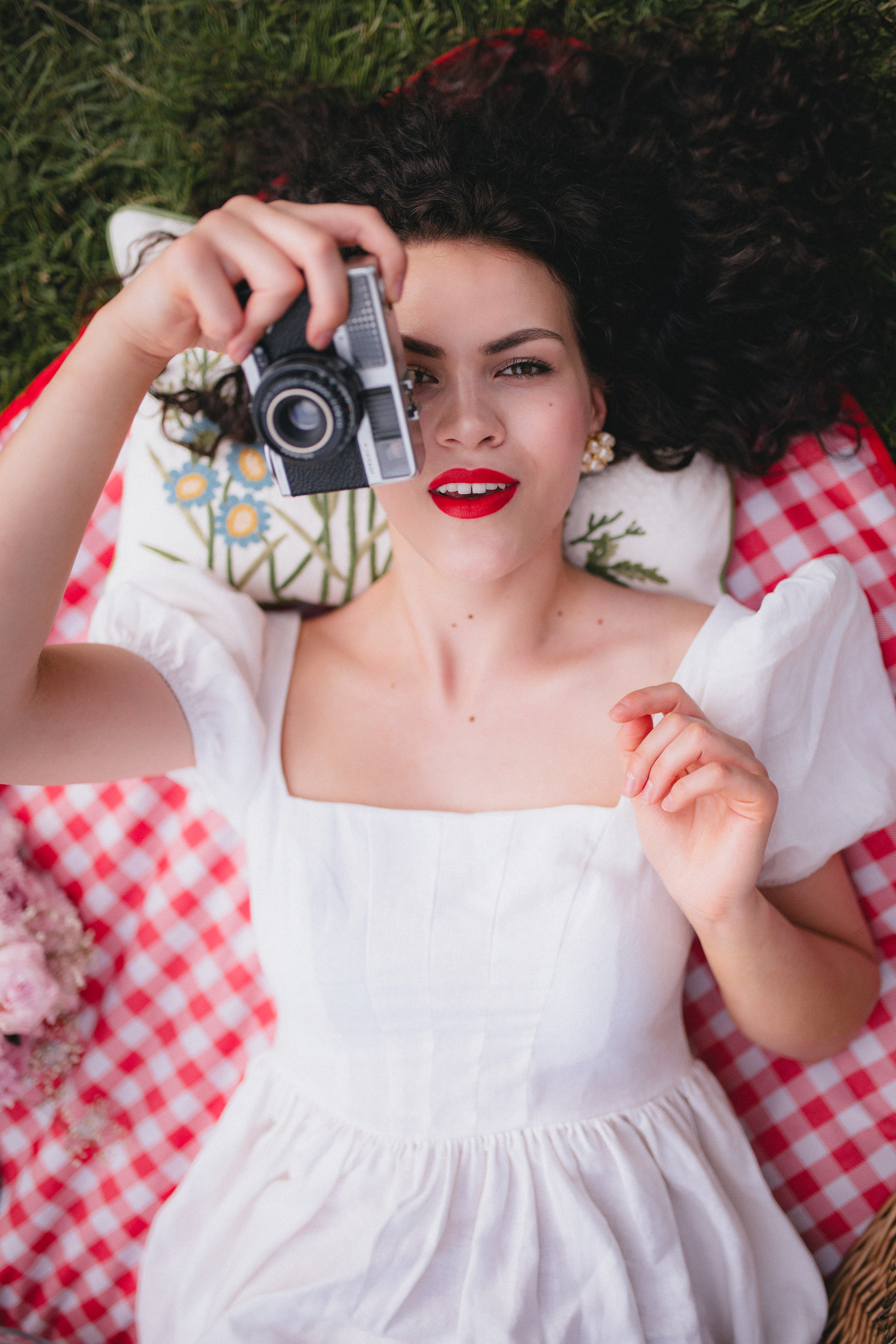 Kristina portrait & picnic session. Tania Gandrabur, photographer in West Midlands, England