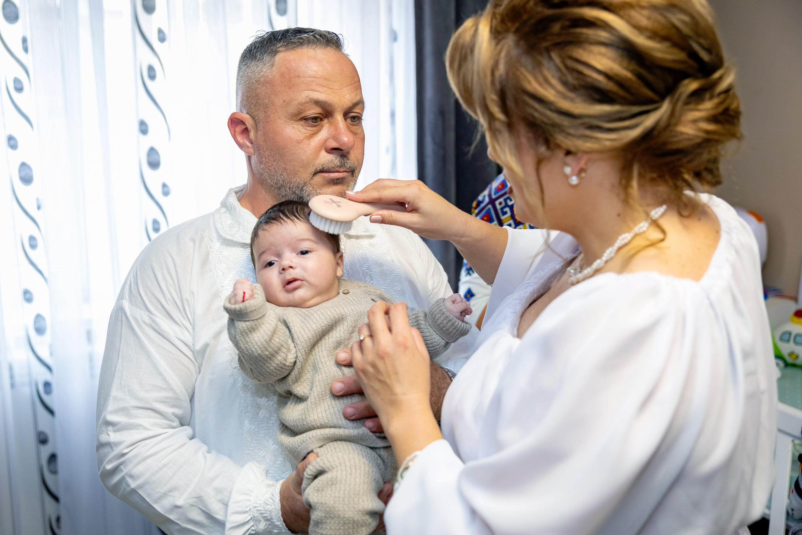 Andrei Sebastian. Moments By Gub