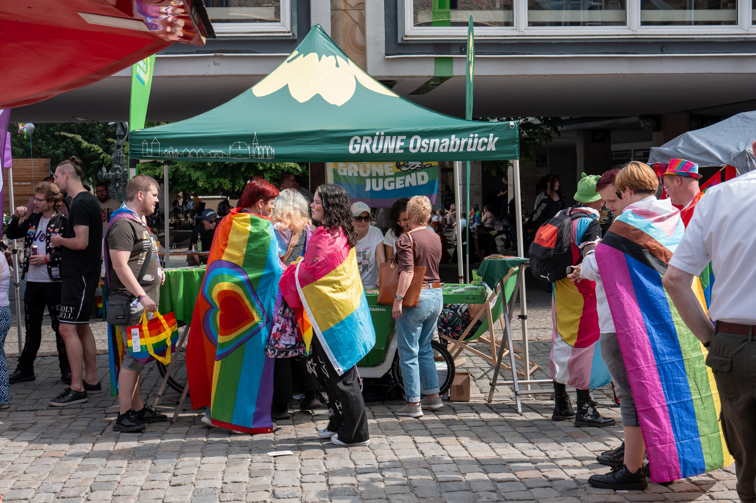 A little bit of street and CSD in Osnabrück. URBANSTREETFILES.ART