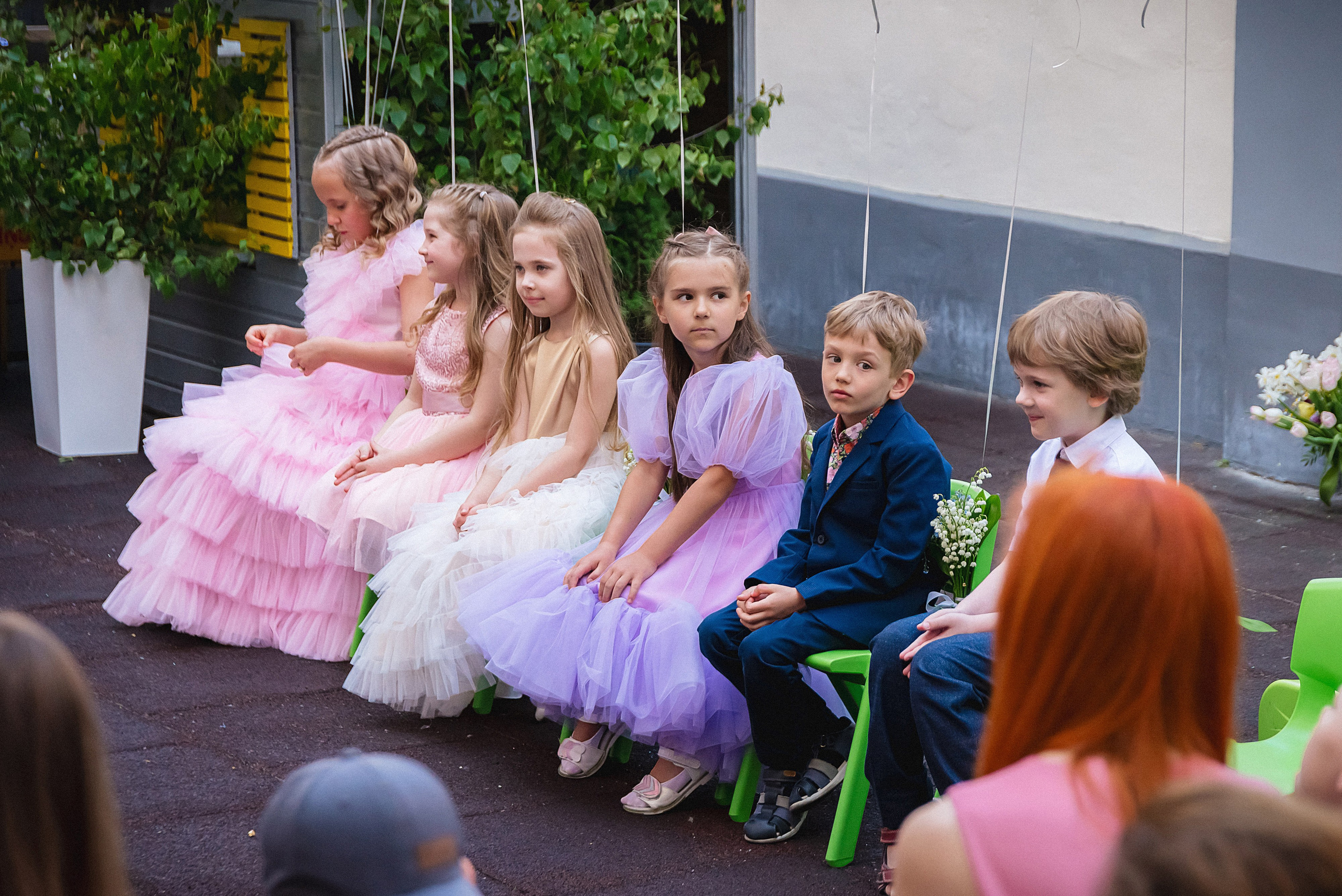 Zīles Skolas Izlaidums. Fotogrāfs Rīgā. Gīmenes, individuālās un dažādu produktu fotosesijas
