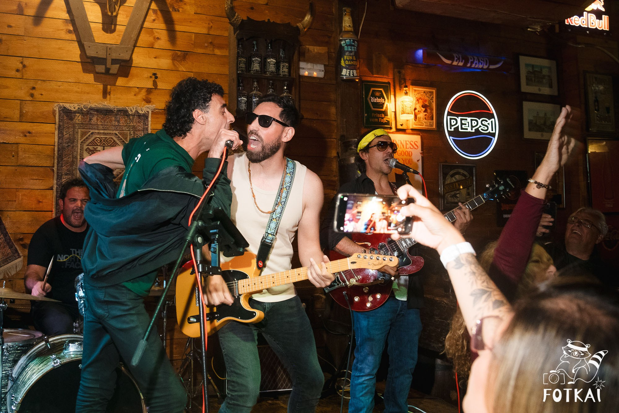 Stones of the Coast, tributo a The Rolling Stones — Fotos del concierto en Torrevieja, 2026 | FOTKAI