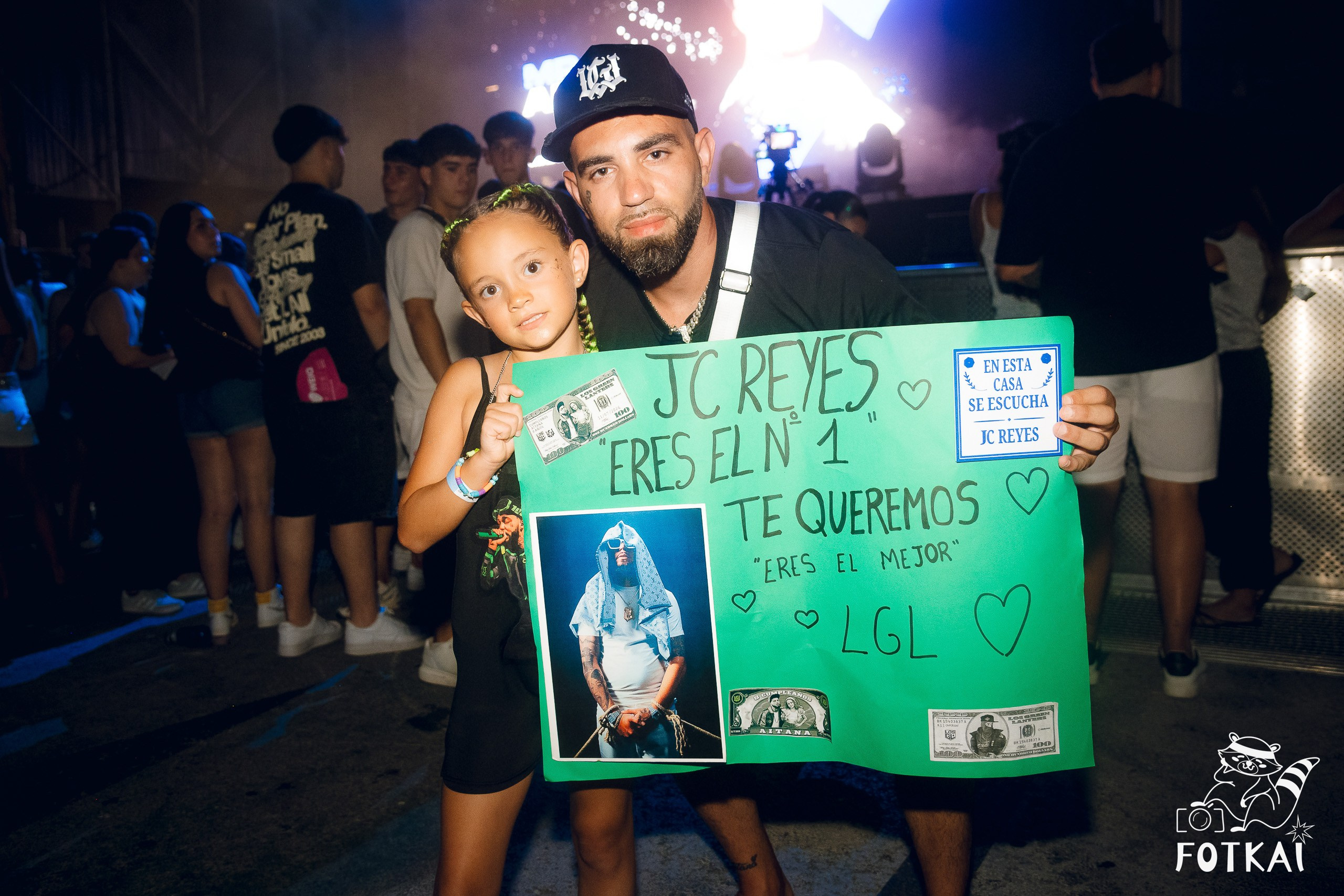 JC Reyes at Brilla Torrevieja Festival — Live Concert Photos in Torrevieja, Spain, 2026 | FOTKAI