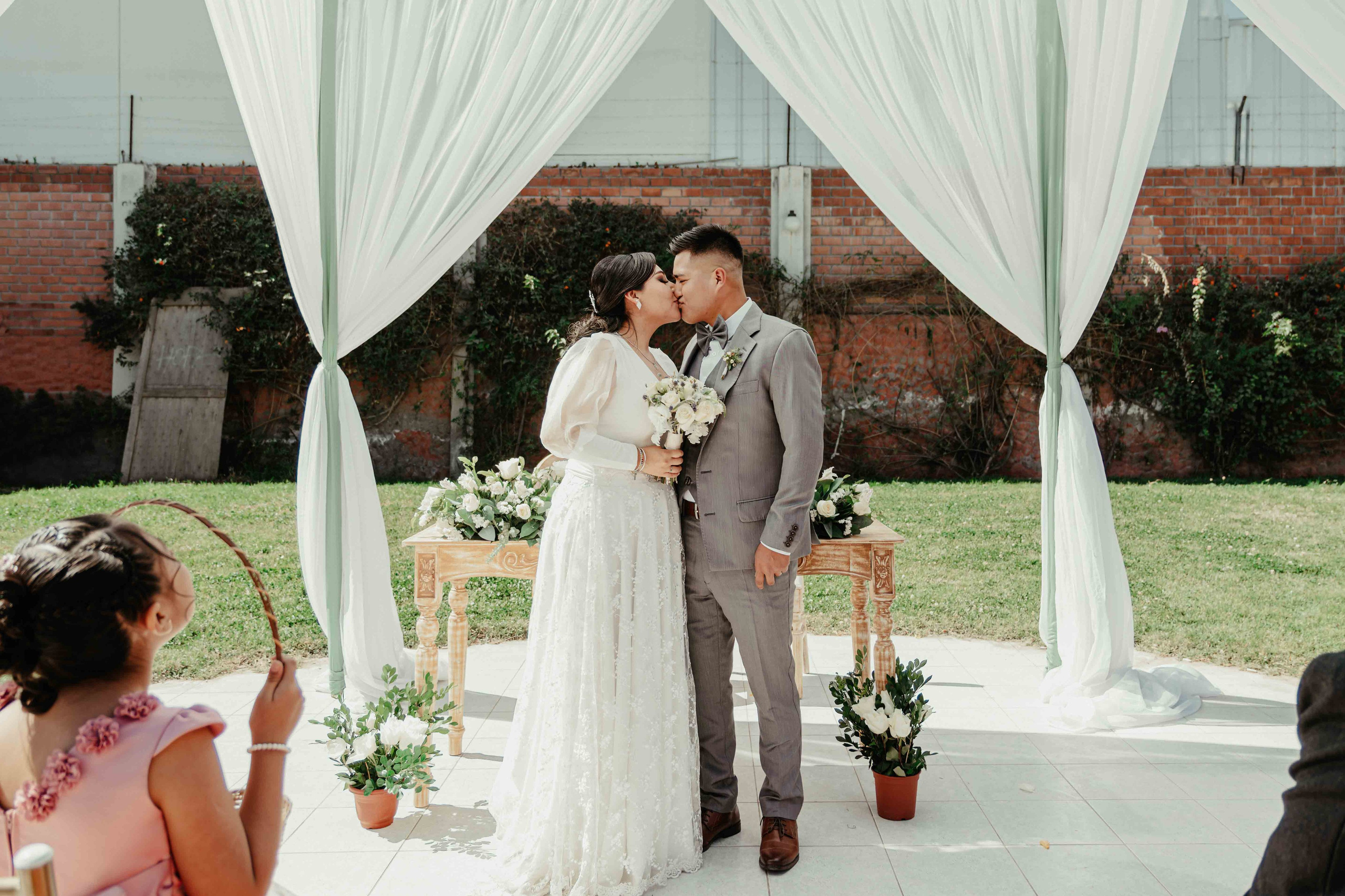VICTOR Y MELANY BODA CIVIL. Studio KVTA | Fotografía y Video de Bodas en Arequipa