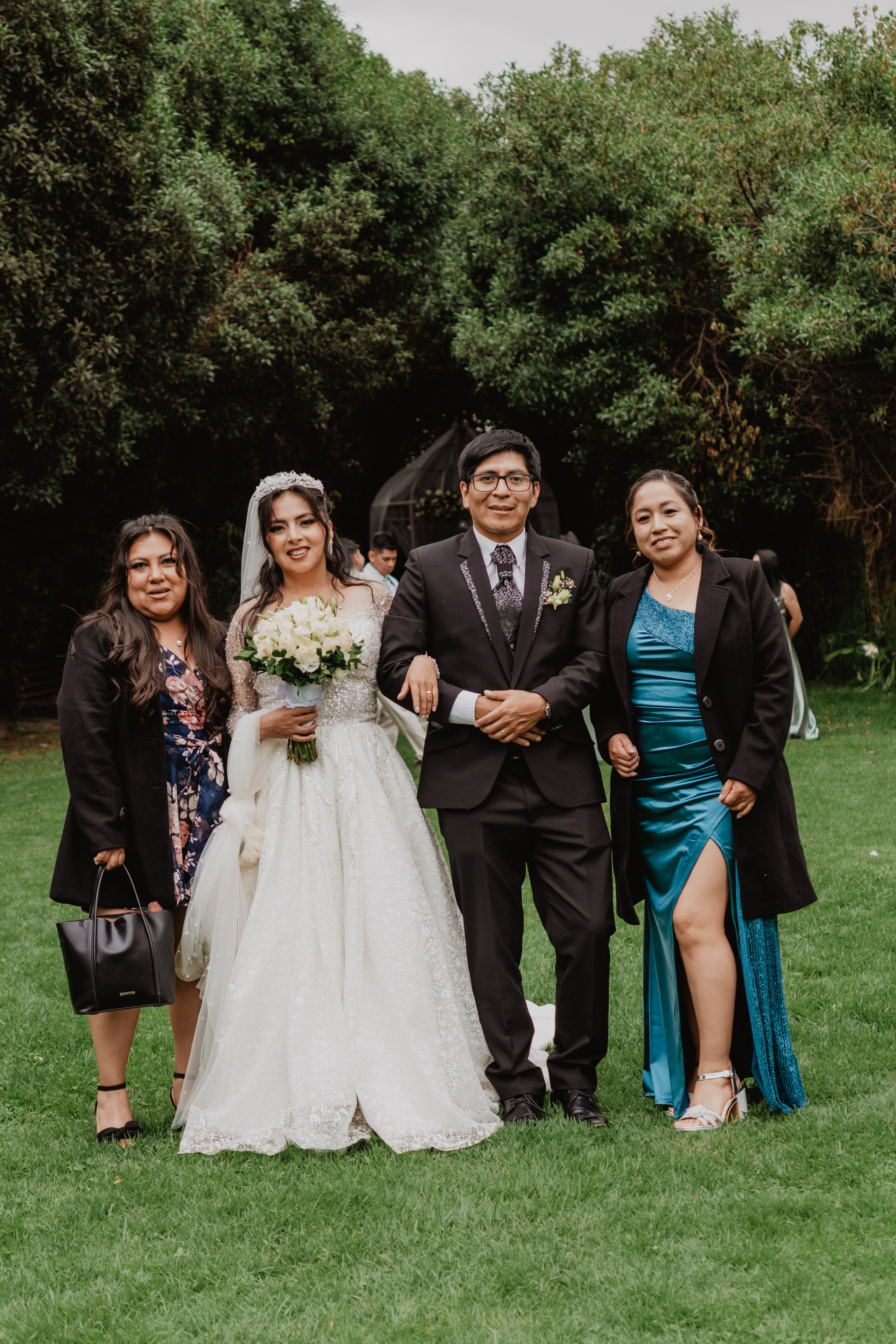 FERNANDO + MARIBEL | BODA RELIGIOSA. Studio KVTA | Fotografía y Video de Bodas en Arequipa