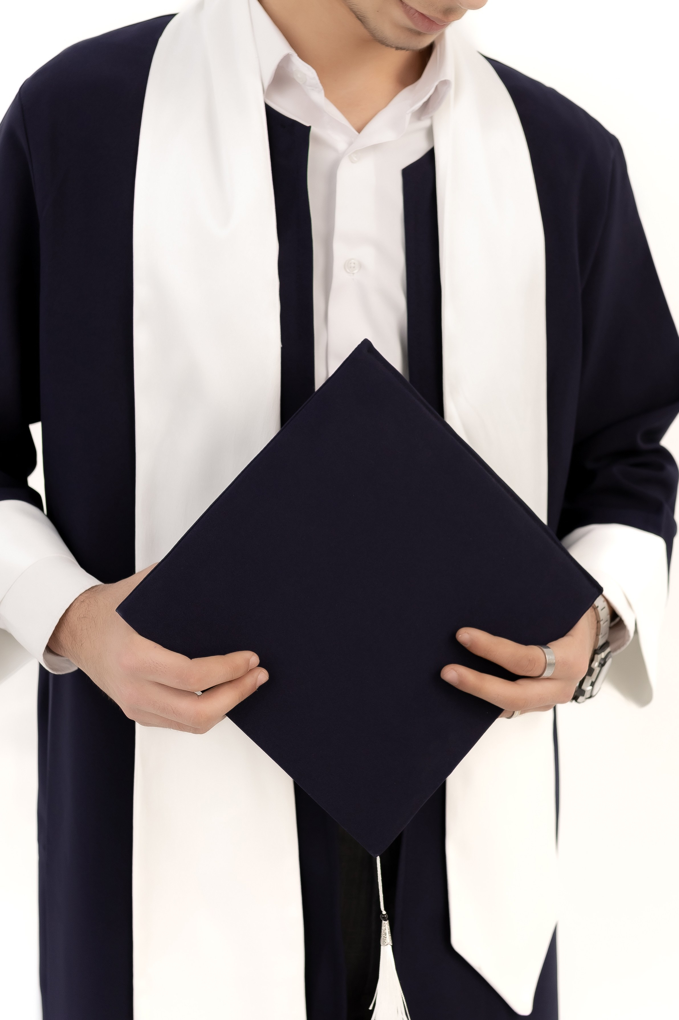 Premium mezun xalati, qara mezun geyimi, ag mezun libasi, qirmizi sarfli mezun paltari, mezun aksesuarlar, mezun papaqlari, mezun lentleri, mezun hediyyeleri, mezun fotosessiya geyimleri, mezun cekilisi ucun geyimler, mezun tedbirleri ucun aksesuarlar, mezun geyimlerinin icare ve satisi, premium mezun libaslari, mezun geyimleri online sifaris, mezun geyimleri Bakida, mezun geyimleri qiymetleri, mezun geyimleri modelleri, Mezun cekilisi, mezun fotosessiyasi, mezun cekilisi ucun geyimler, mezun mantiyasi cekilisi, mezun fotosessiya ideyalari, mezun gunu fotosessiya, mezun xatireleri, mezun papaqlari ile fotosessiya, mezun lentleri ile cekilis, ferdi mezun fotosessiyasi, qrup mezun cekilisi, mezun fotosessiya mekani, mezun ucun ideal cekilis fonlari, mezun fotosessiya aksesuarlari, mezun albomu sekilleri, mezun cekilisi poza ideyalari, universitet mezun fotosessiyasi, kollektiv mezun fotosessiyasi, mezun xalatlari ile cekilis, mezun mantiyasi fotosessiyasi, mezun geyimleri ile professional cekilis, mezun tebrik fotosessiyasi, en yeni mezun cekilis trendləri, mezun fotosessiya xidmetleri, premium mezun cekilisi, mezun cekilisi ucun dekorlar, mezun fotosessiyasi aksesuarlar, mezun gunu en gozel fotolar, mezun cekilisi fotostudiya, bakida mezun fotosessiyasi, xaricde mezun cekilisi, mezun gunune ozel cekilis,Məzun mantiyaları, eksklüziv məzun geyimləri, ağ və qara məzun libasları, məzun üçün xüsusi şarf modelləri, məzun papağı və aksesuarları, fərdi dizayn məzun geyimləri, məzun tədbiri üçün ən yaxşı seçimlər, məzun fotosessiyası üçün ideal libaslar, məzun mərasimi geyimləri, keyfiyyətli məzun mantiyası, rahat və şık məzun geyimləri, məzun üçün lent və tac modelləri, məzun simvolik medalları, icarəyə verilən məzun libasları, məzun geyimlərinin sərfəli qiymətləri, onlayn məzun geyimi sifarişi, məzun paltarı mağazası, dəbli məzun geyimləri, premium məzun mantiyalarının satışı, universitet məzunları üçün mantiyalar, kollektiv məzun geyimləri, məktəb məzunları üçün geyimlər, diplom mərasimi üçün geyimlər, fərqli rəngdə məzun libasları, ən yeni məzun geyimləri, rahat və premium məzun geyimi seçimləri, Bakıda məzun geyimi mağazası, məzun üçün ən yaxşı libaslar