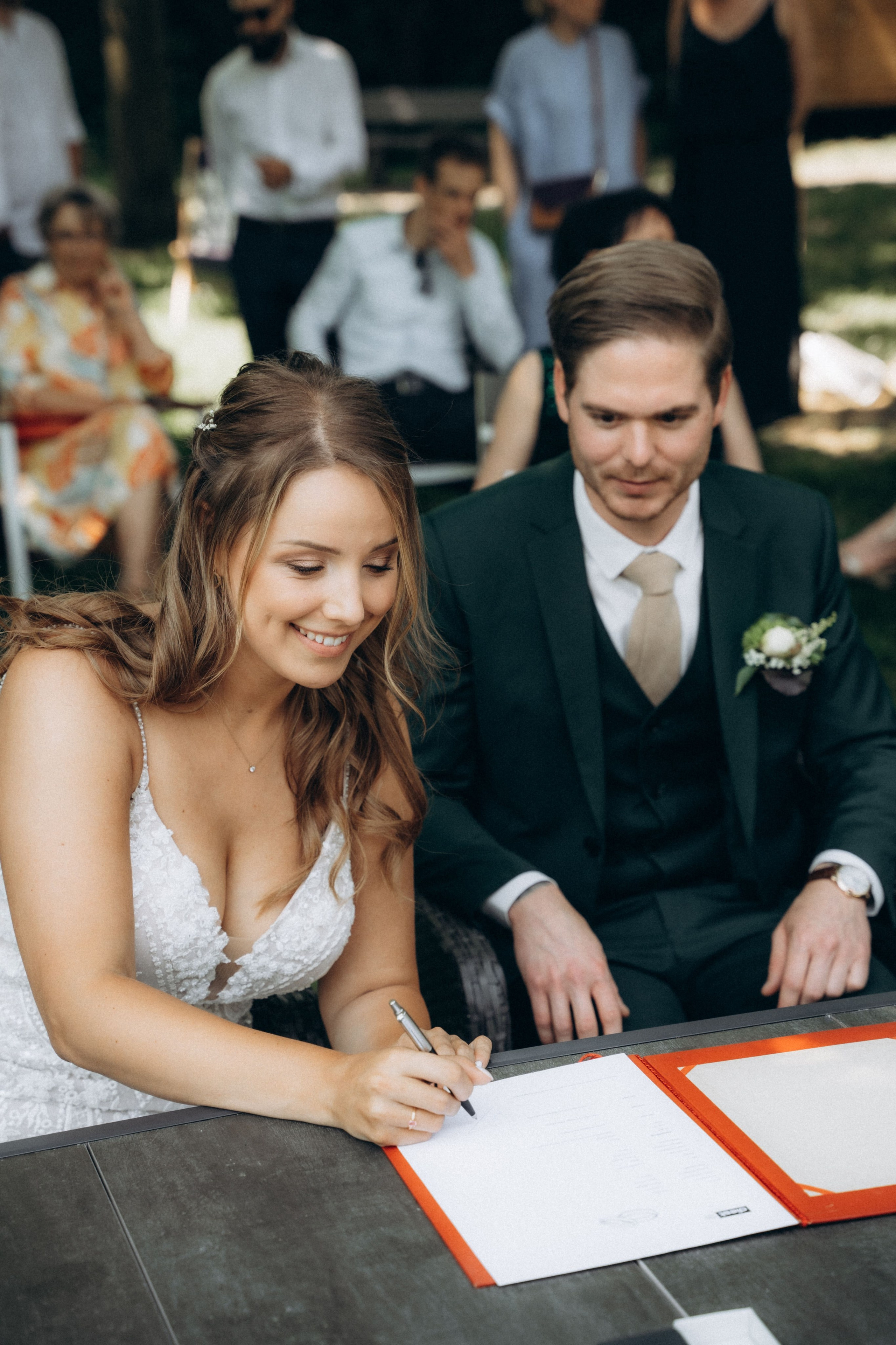 Wedding in Belgie. Little Birdie – Jouw familie- en huwelijksfotograaf in België en daarbuiten